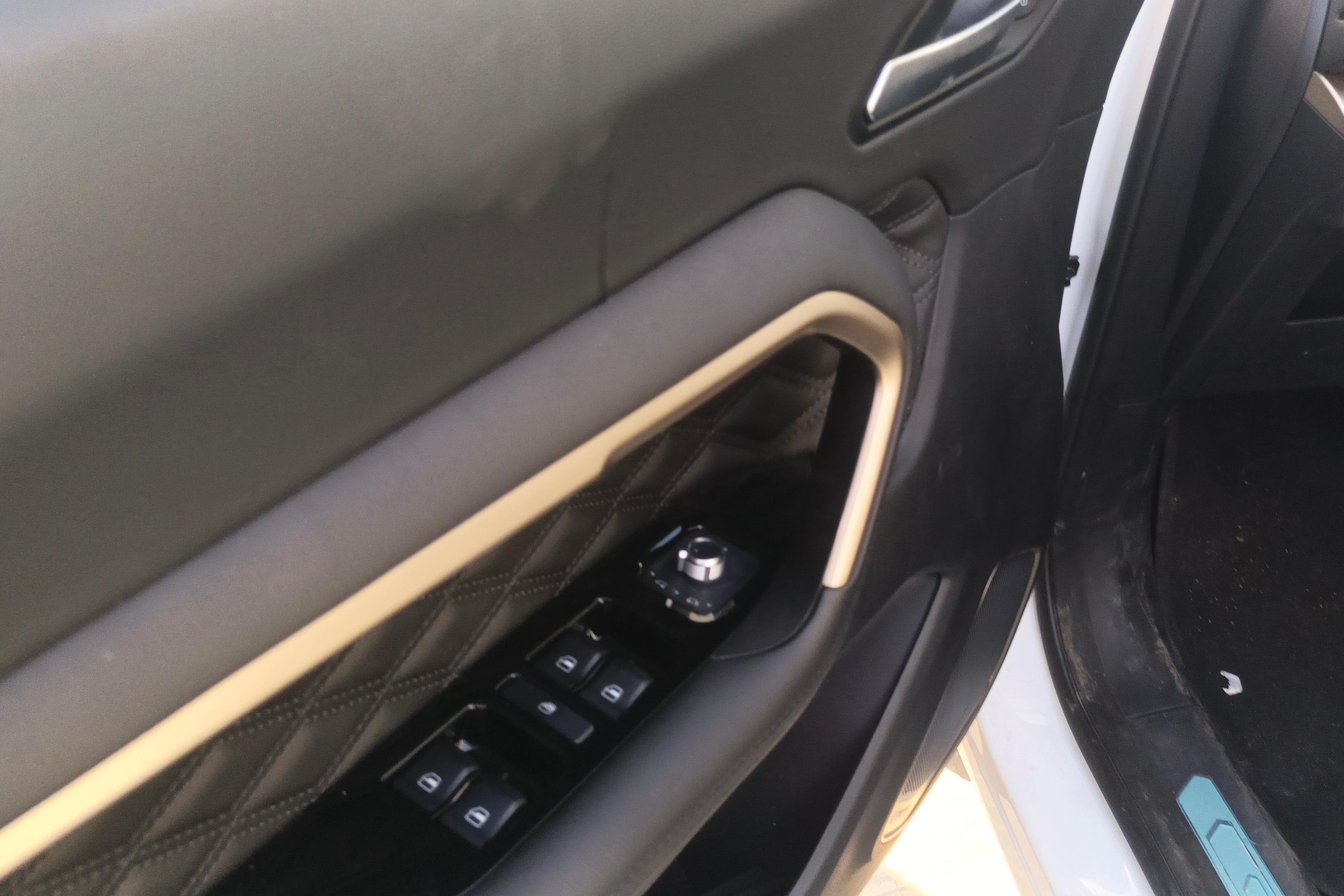 哈弗哈弗H6 第二代 2021款 1.5T 自动 前驱 冠军版 (国Ⅵ) 