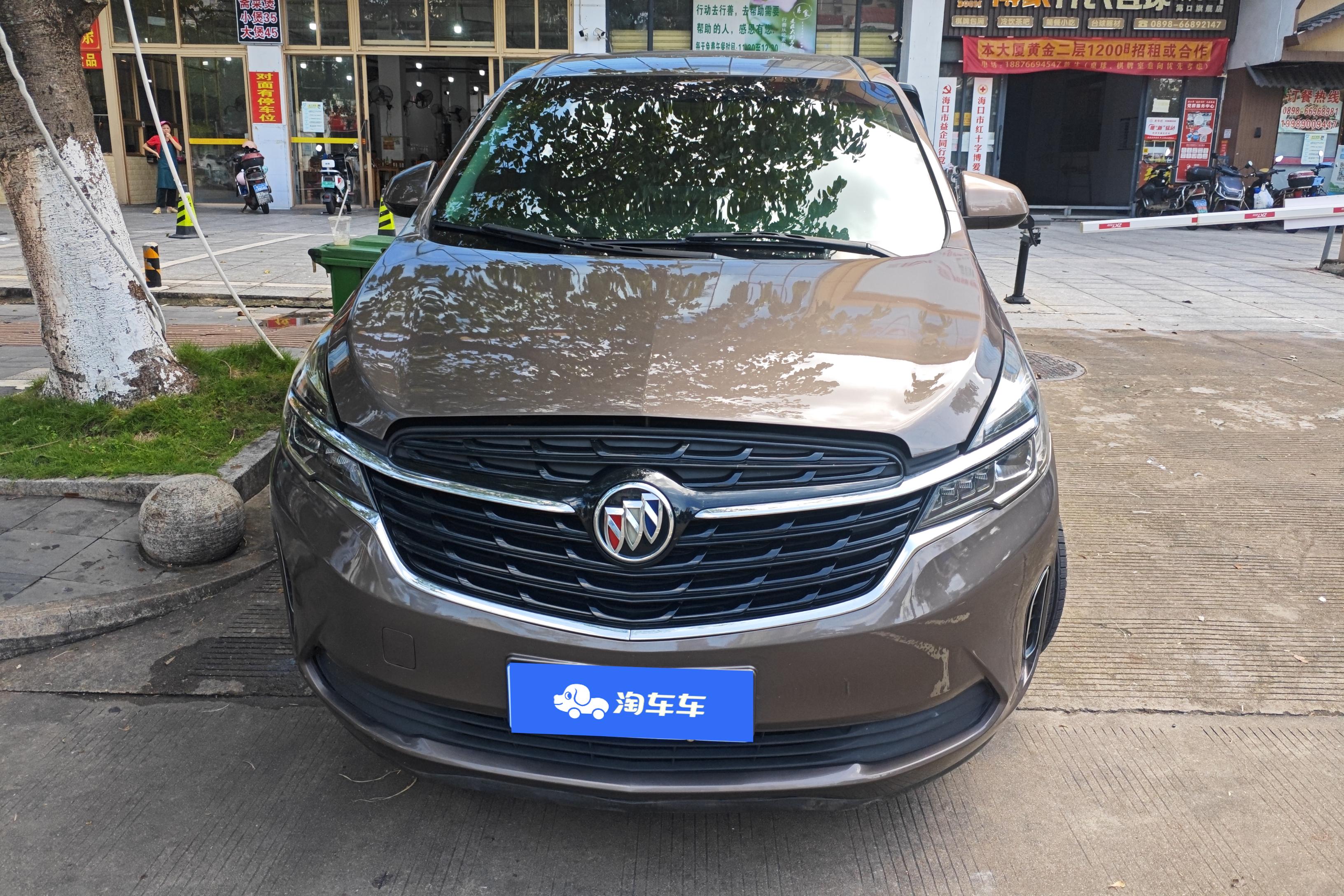【大连二手别克GL8】别克GL8 陆上公务舱 2022款 2.0T 自动 前驱 7座 652T舒适型