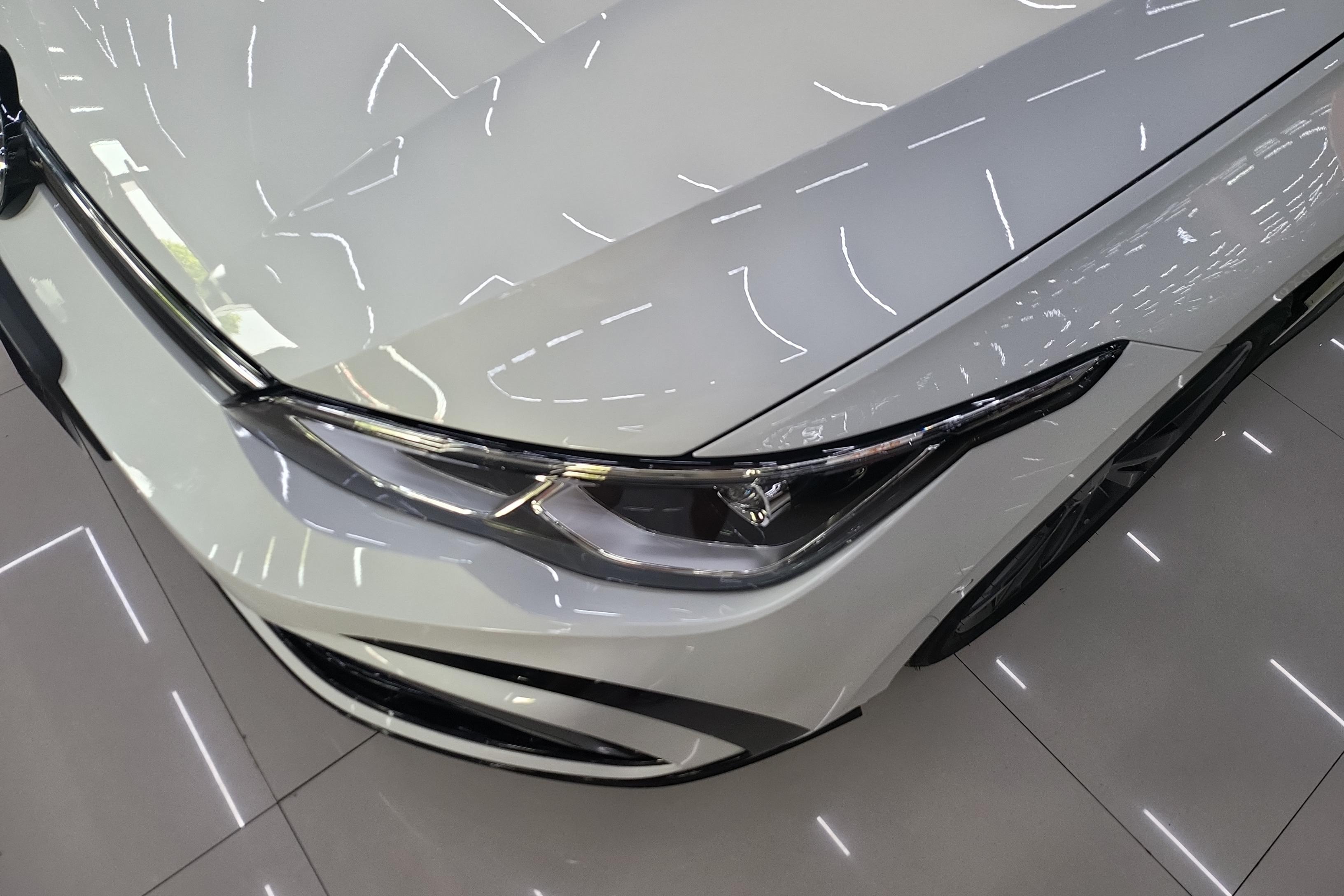 【洛阳二手大众高尔夫】大众高尔夫 2023款 1.4T 自动 前驱 改款280TSI-R-Line-Lite