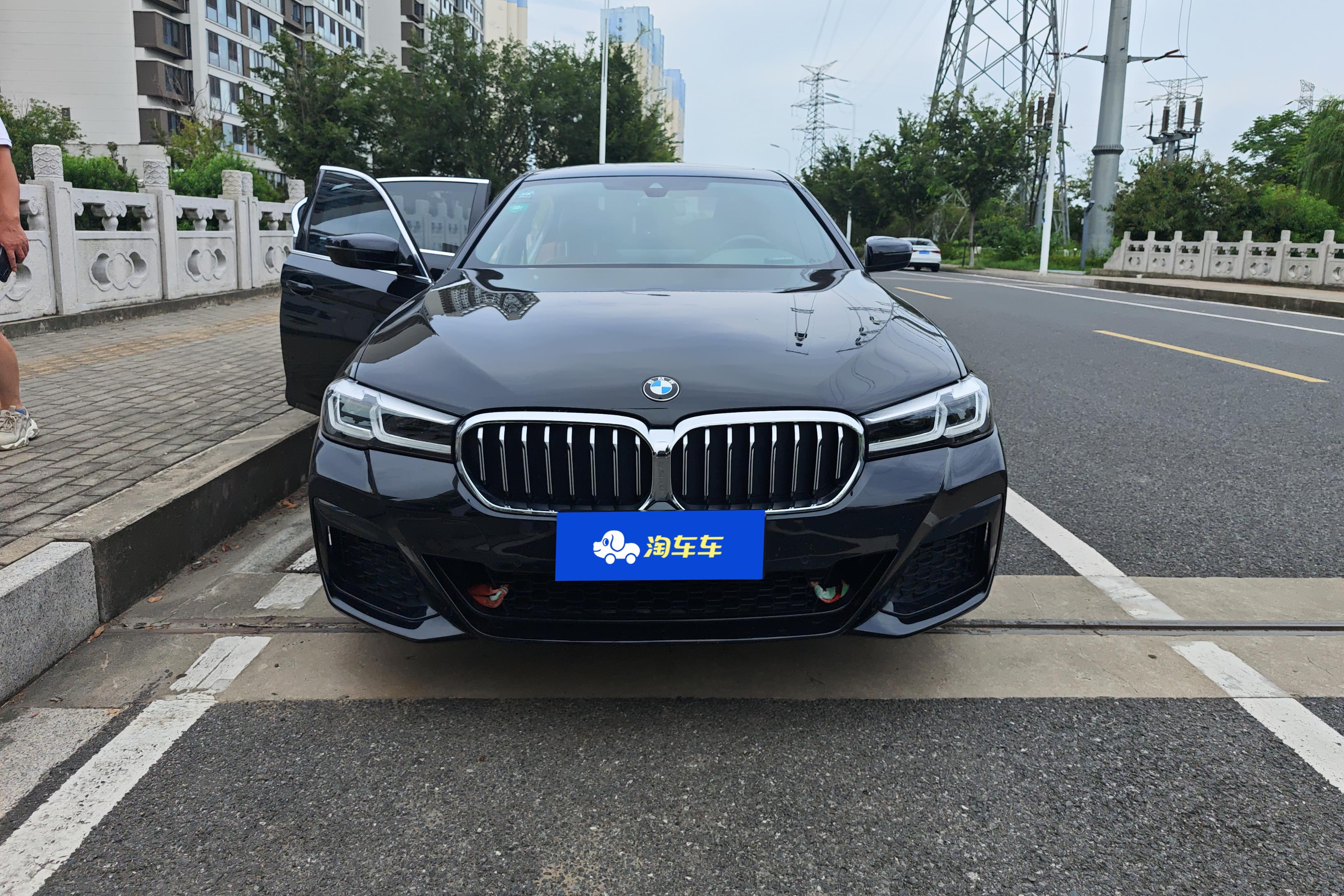 【郑州二手宝马5系】宝马5系 525Li 2021款 2.0T 自动 后驱 改款M运动套装