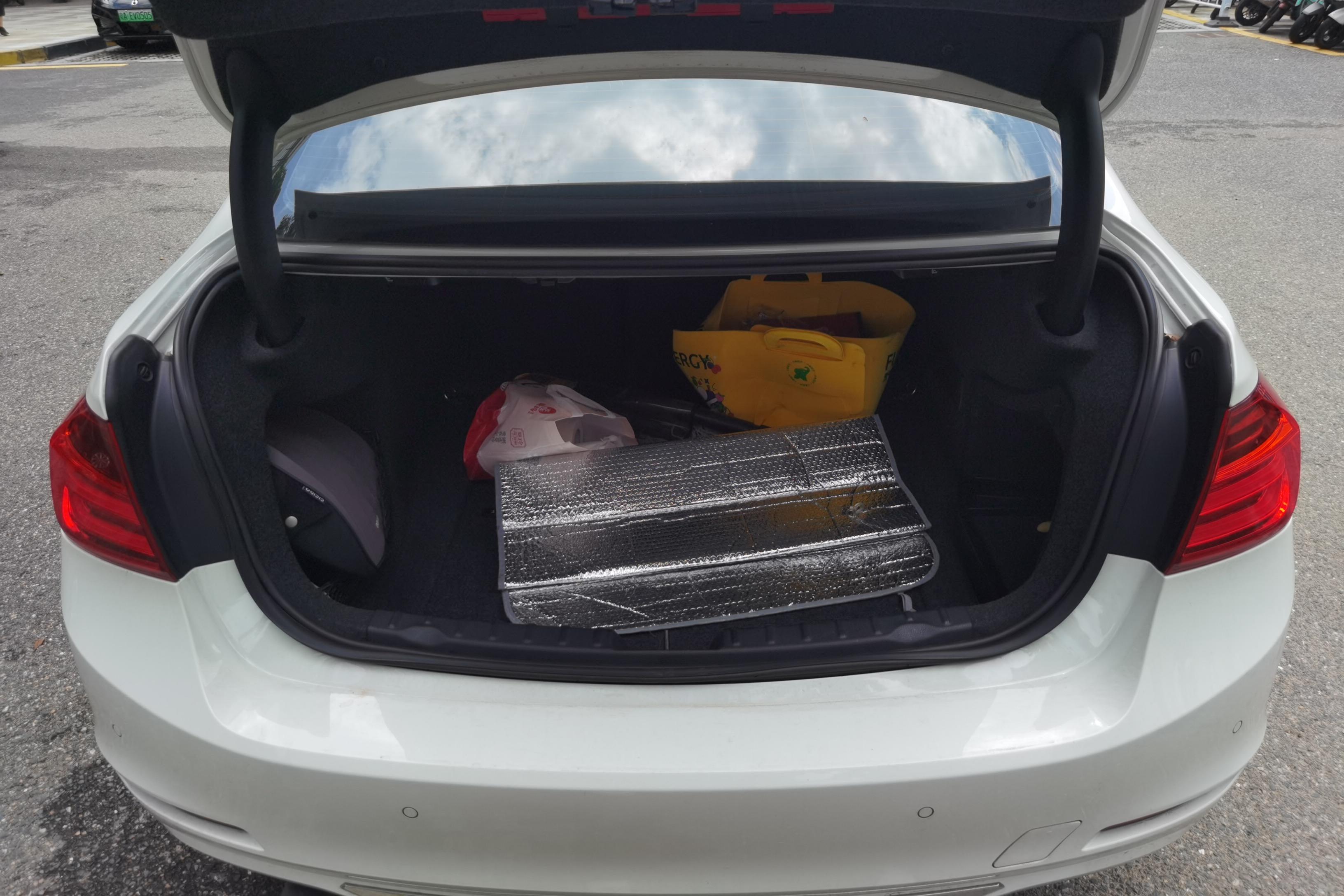宝马3系 320Li 2015款 2.0T 自动 后驱 豪华设计套装 (国Ⅳ) 