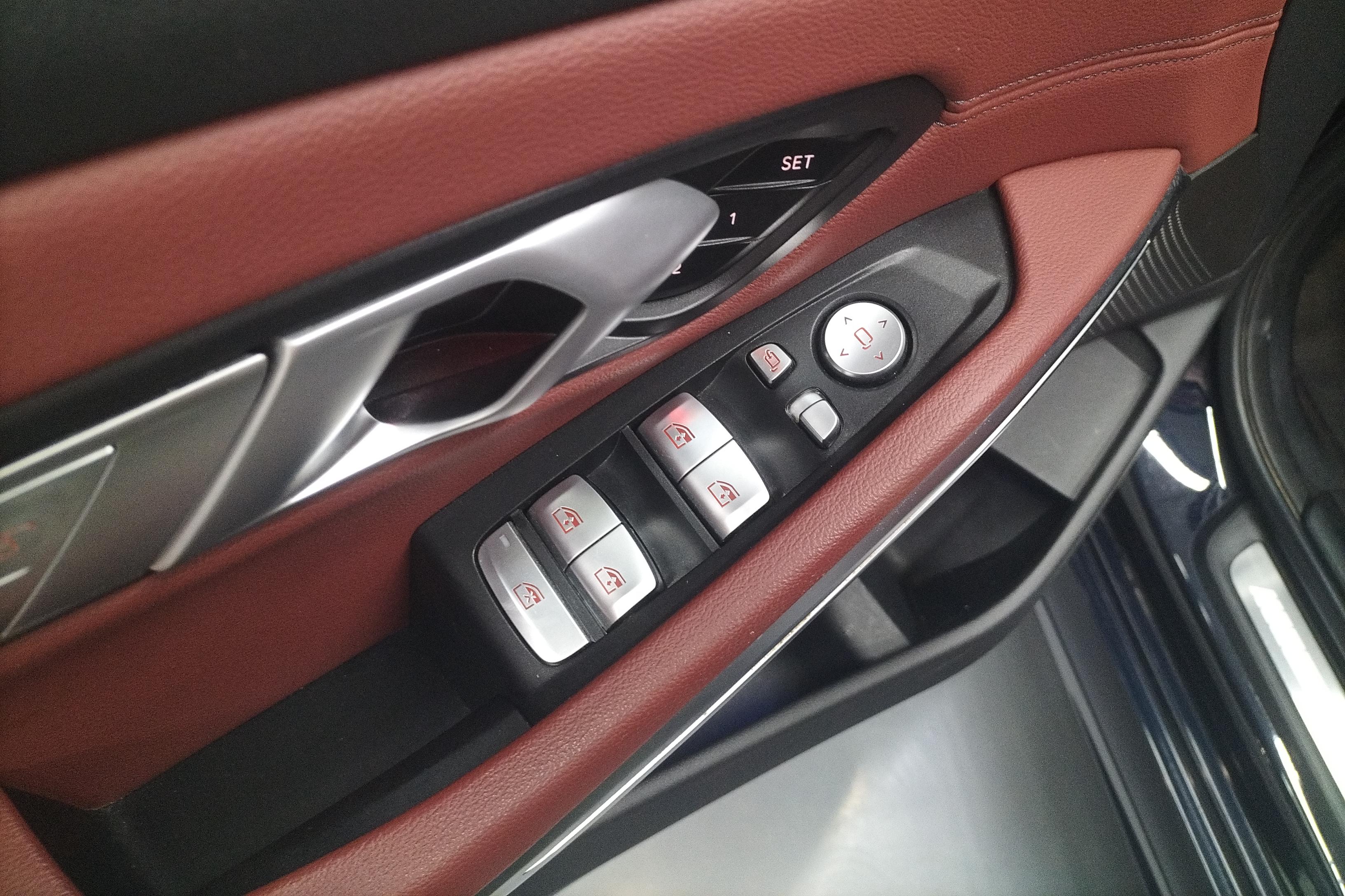 宝马3系 325i 2022款 2.0T 自动 后驱 M运动套装 (国Ⅵ) 