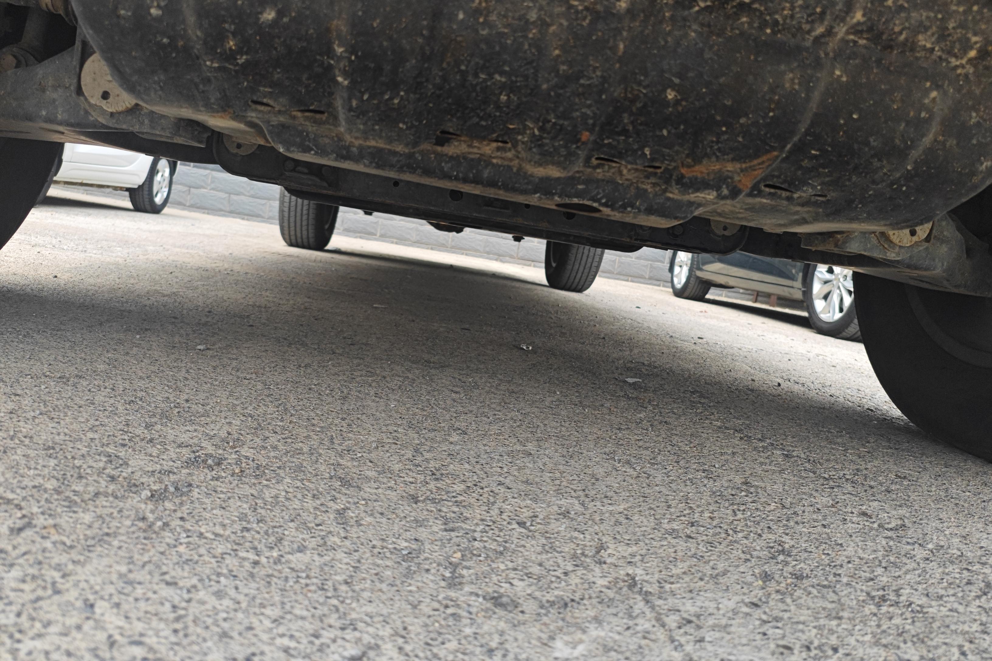 长城炮 商用版 2023款 2.0T 手动 精英型标箱 (国Ⅵ) 