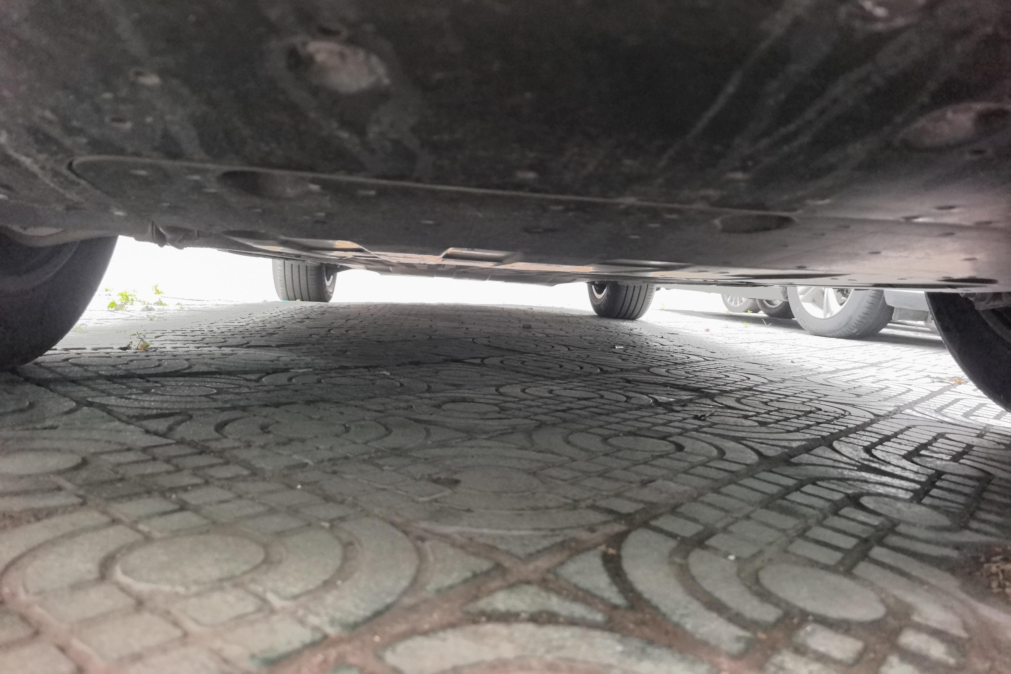 小鹏G6 2025款 后驱 纯电动 625长续航Max旗舰版 
