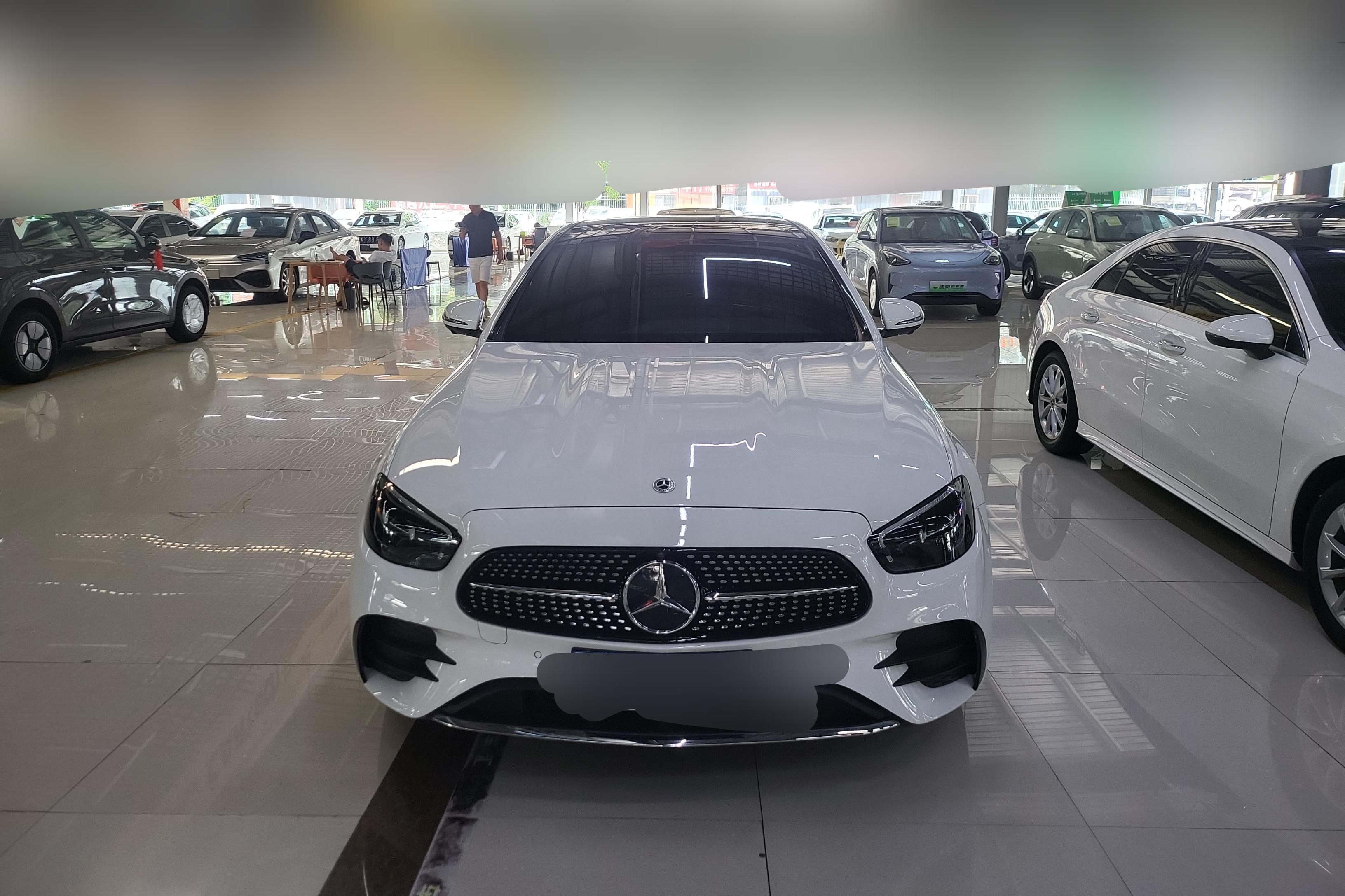 【中山二手奔驰E级】奔驰E级 300L 2023款 2.0T 自动 汽油 运动豪华型