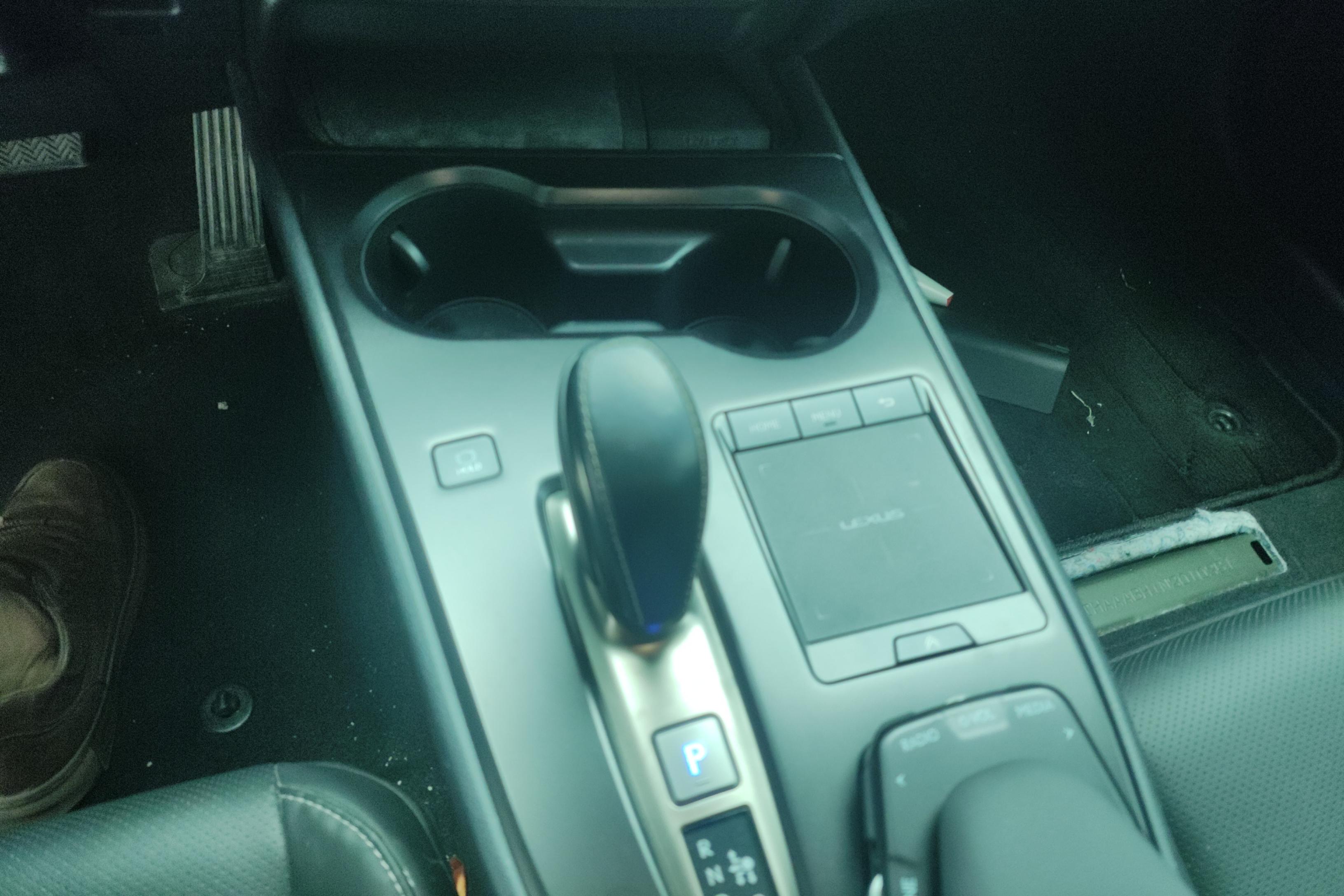 雷克萨斯UX新能源 [进口] 2020款 自动 纯·悦版 纯电动 