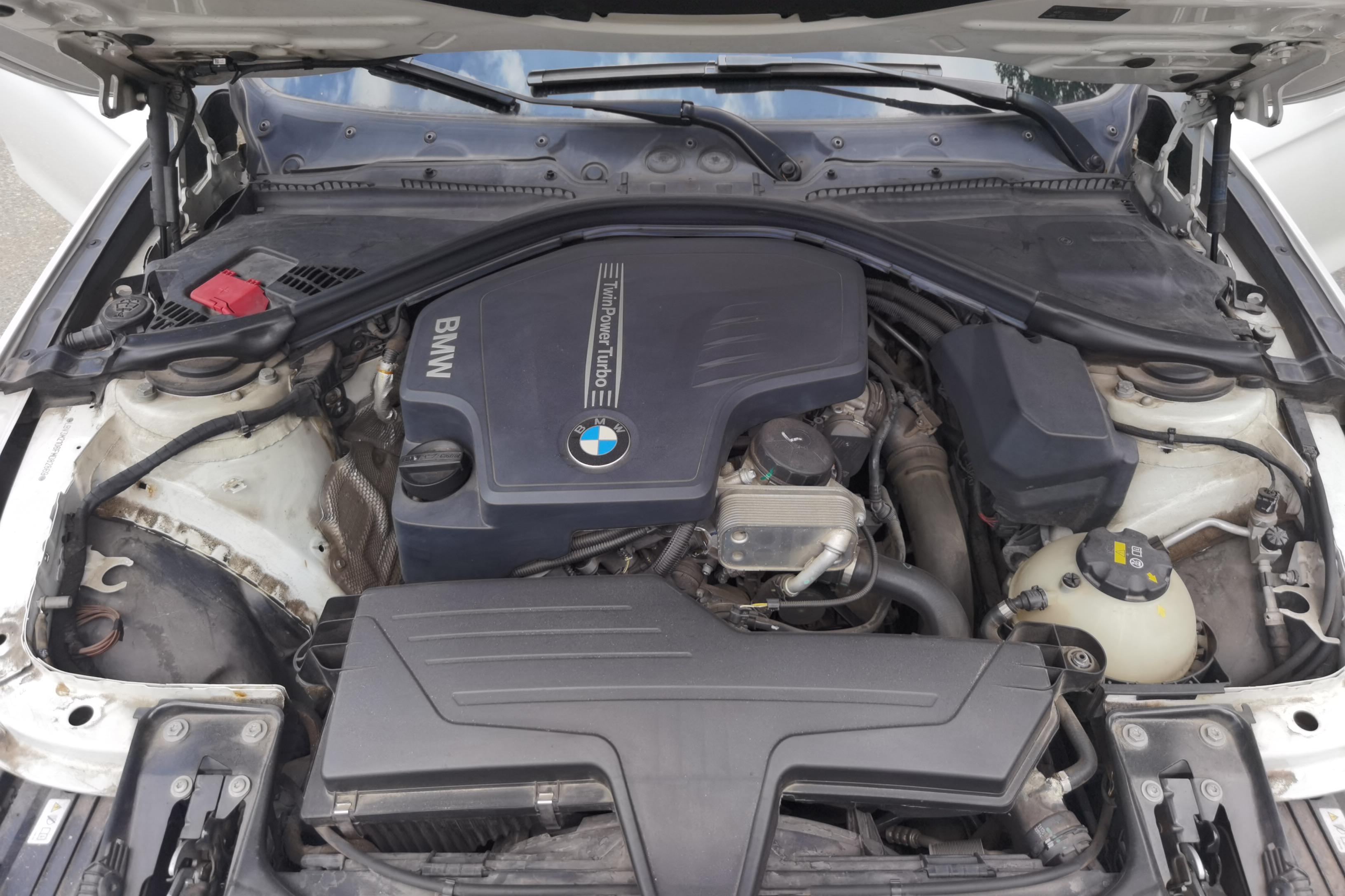 宝马3系 320Li 2015款 2.0T 自动 后驱 豪华设计套装 (国Ⅳ) 