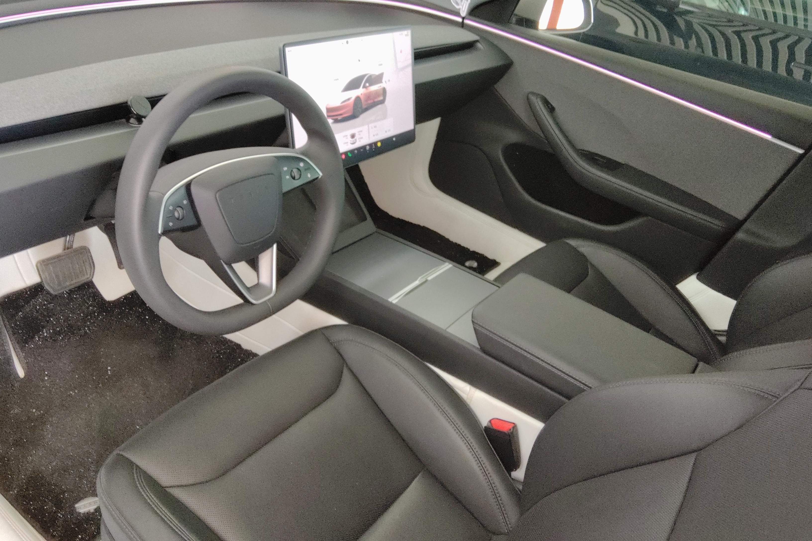 特斯拉MODEL 3 2023款 后驱 纯电动 后轮驱动 