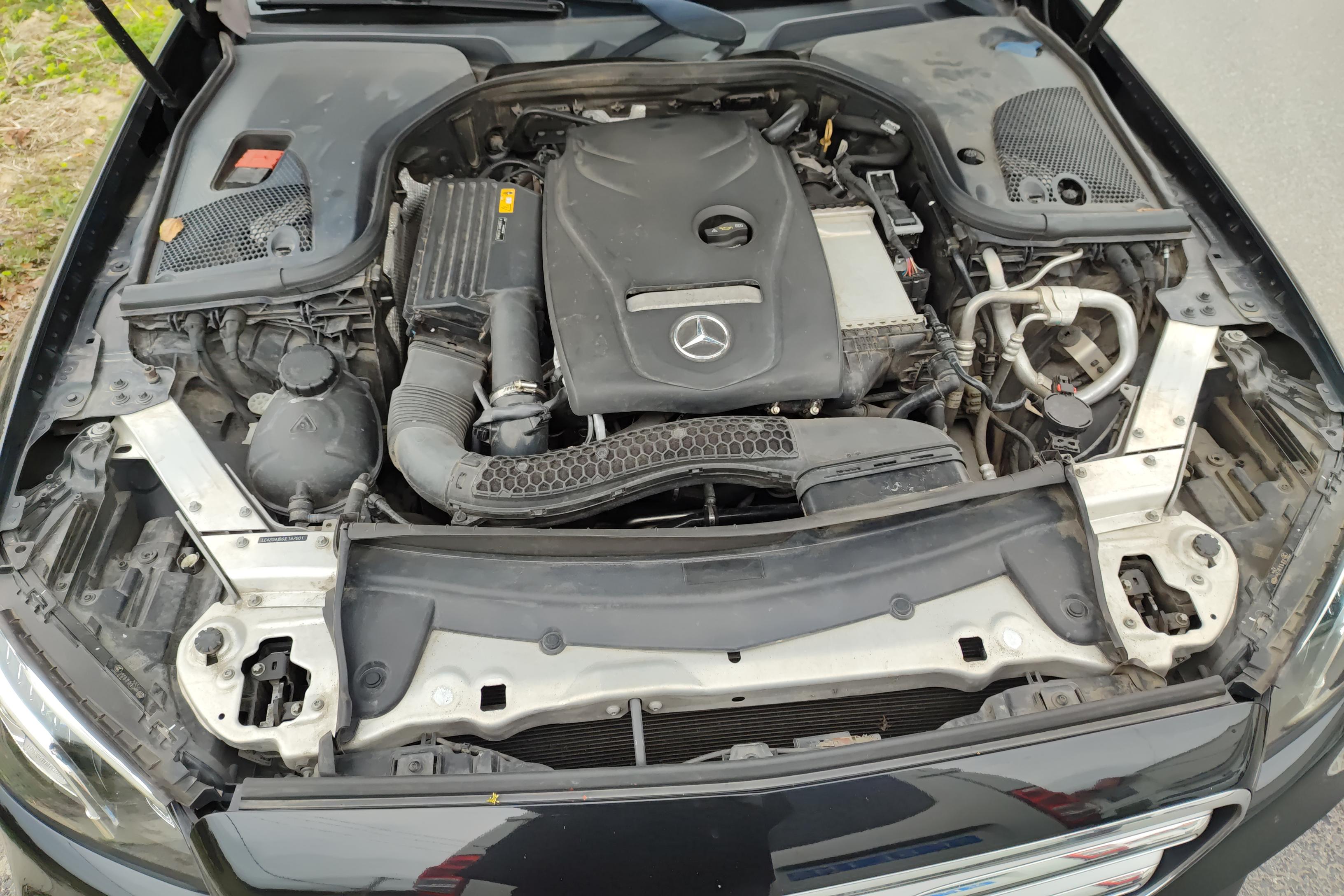 奔驰E级 E300L 2018款 2.0T 自动 后驱 运动豪华型改款 (国Ⅴ) 