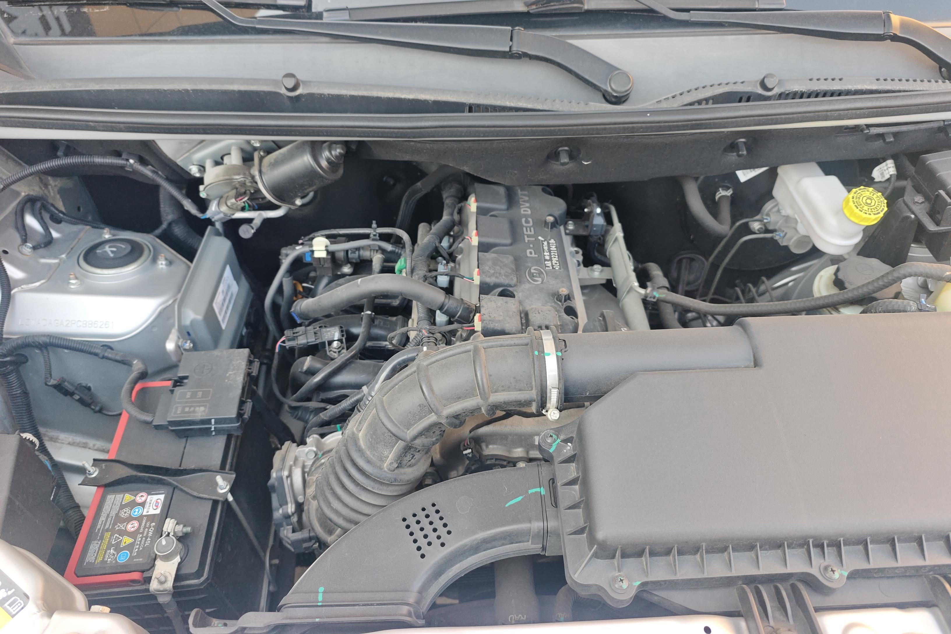 五菱宏光 V 2022款 1.5L 手动 后驱 7座 劲取版电动助力 (国Ⅵ) 