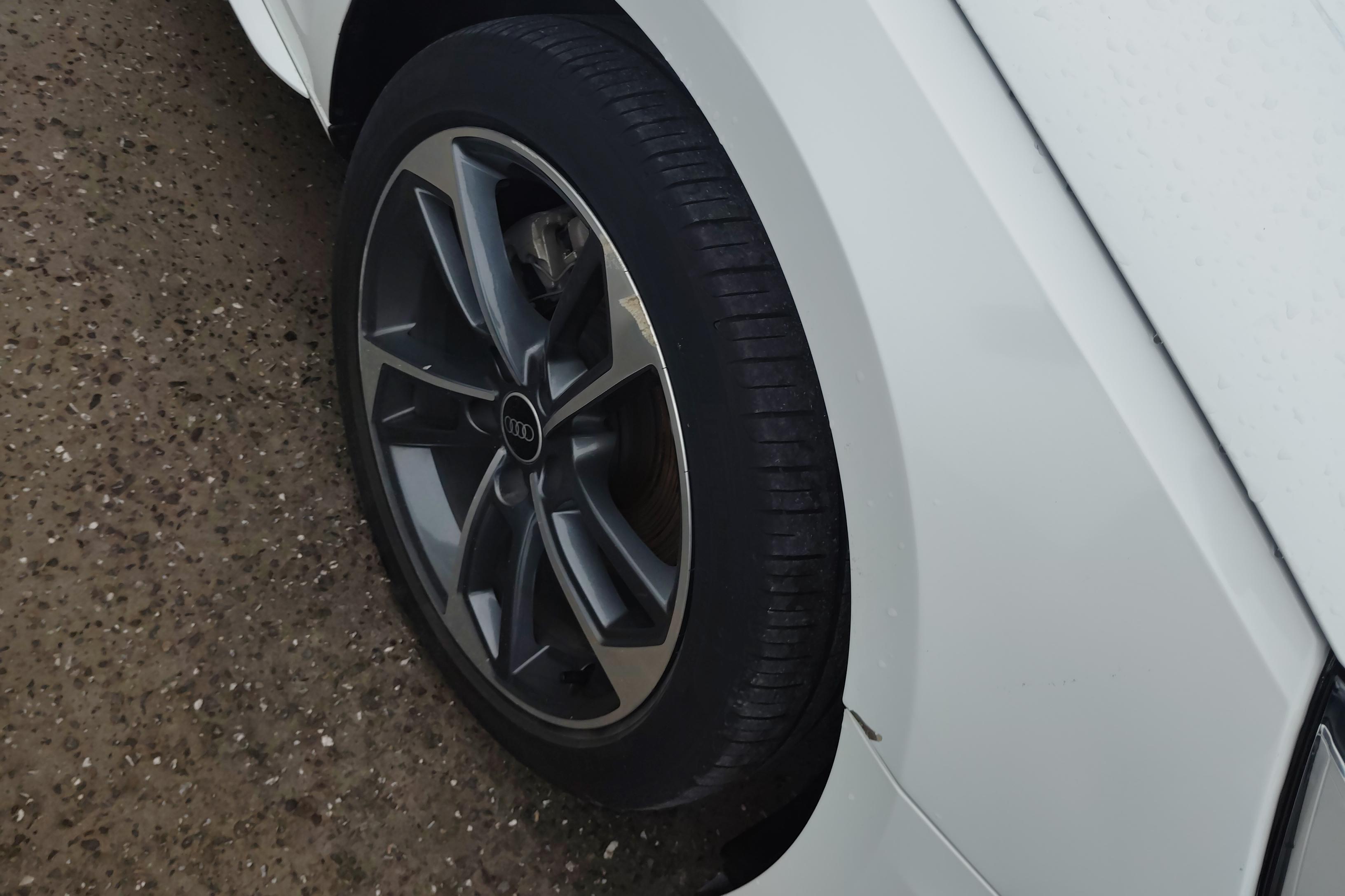 奥迪A4L 40TFSI 2022款 2.0T 自动 前驱 时尚动感型 (国Ⅵ) 