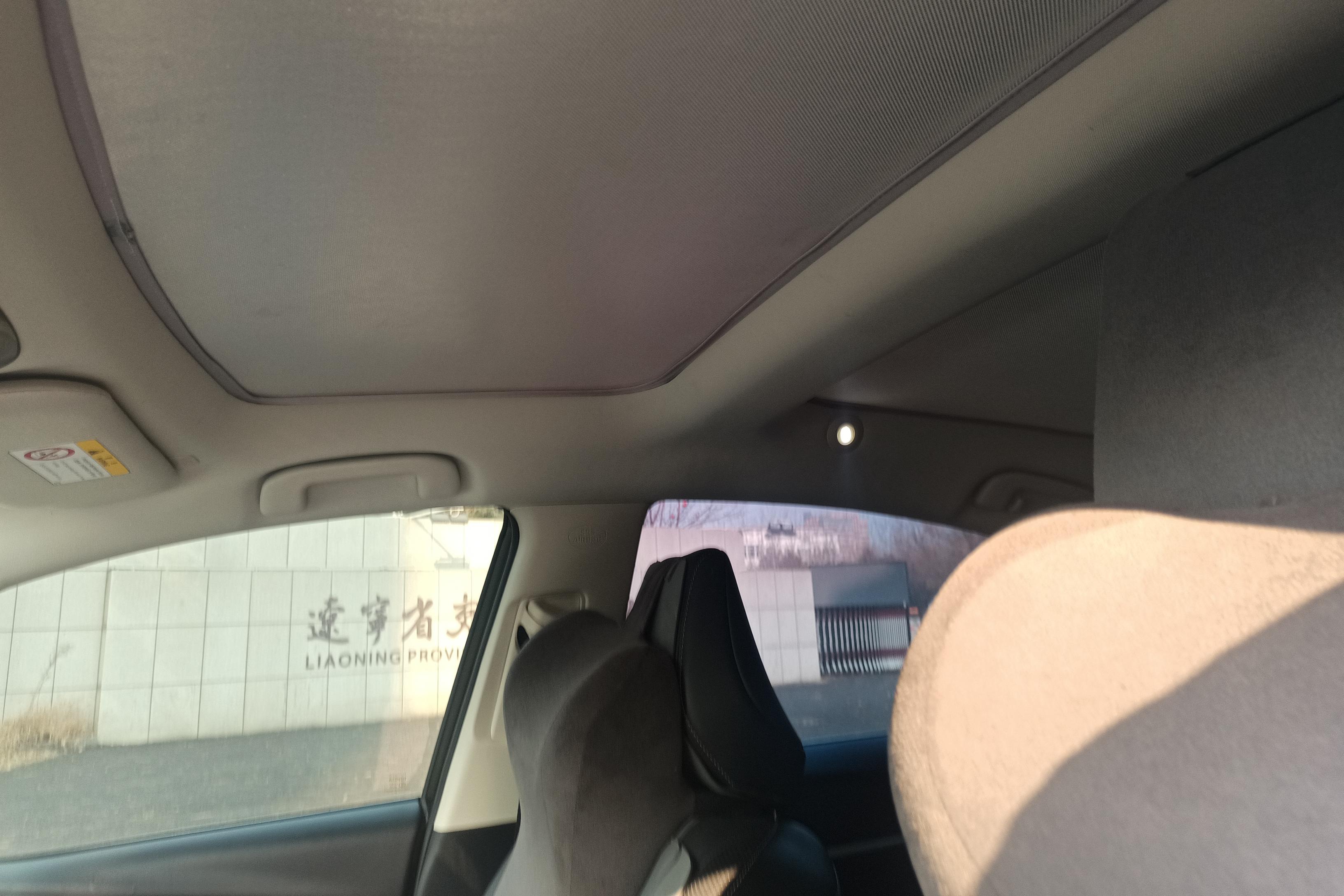 丰田凯美瑞 2024款 2.0L 自动 尊贵版 (国Ⅵ) 