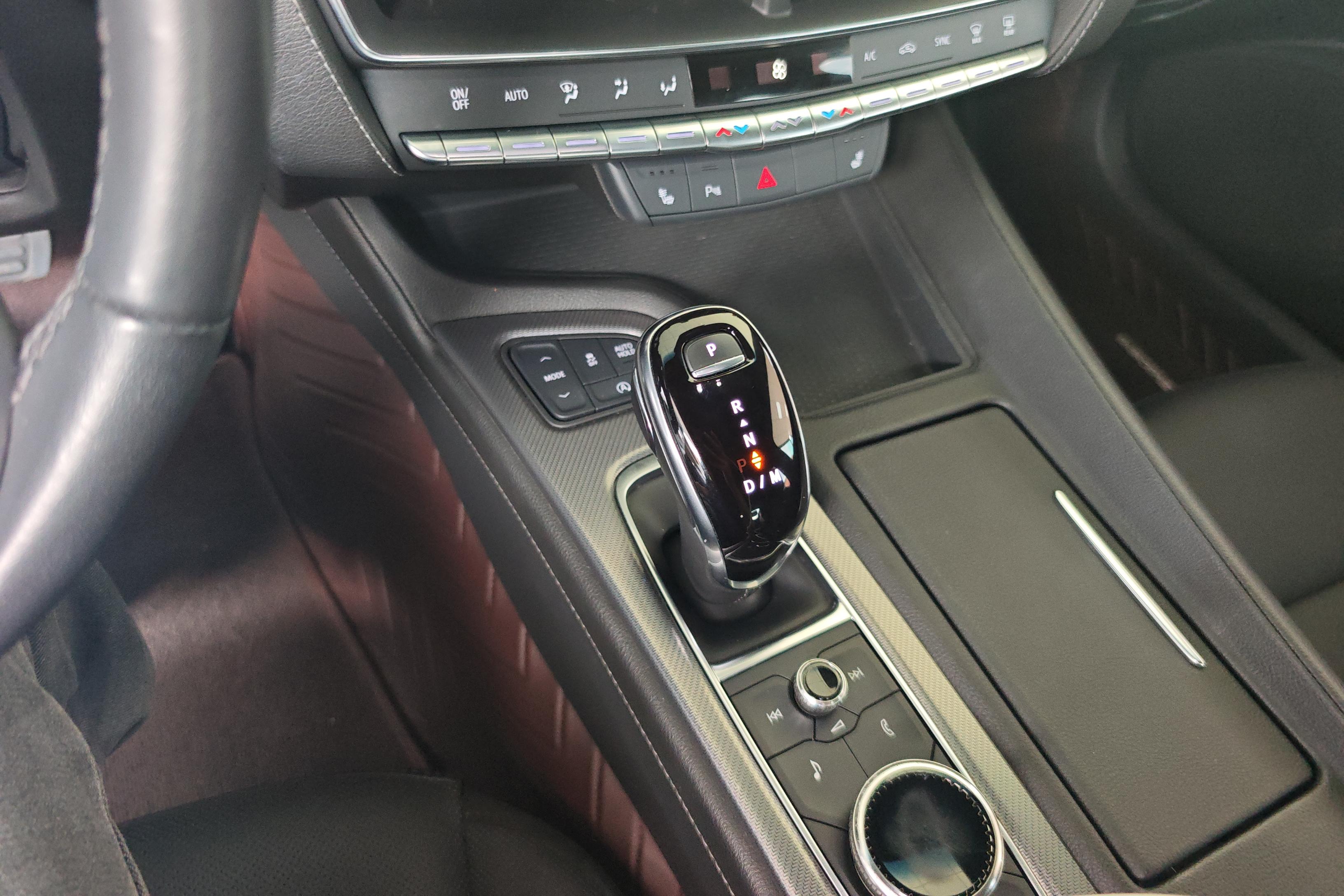 凯迪拉克CT5 2021款 2.0T 自动 后驱 28T豪华型 (国Ⅵ) 