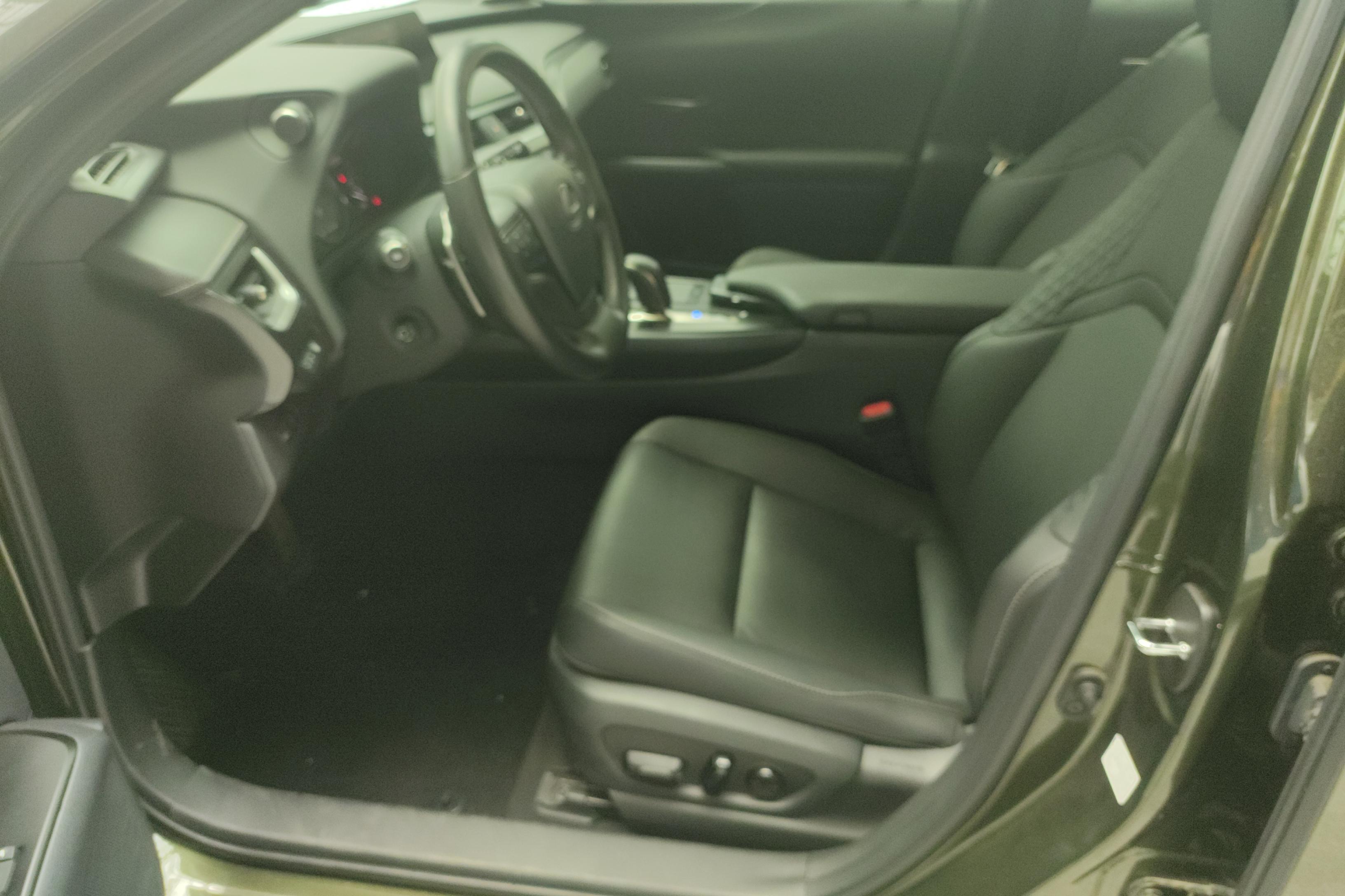 雷克萨斯UX新能源 [进口] 2020款 自动 纯·悦版 纯电动 