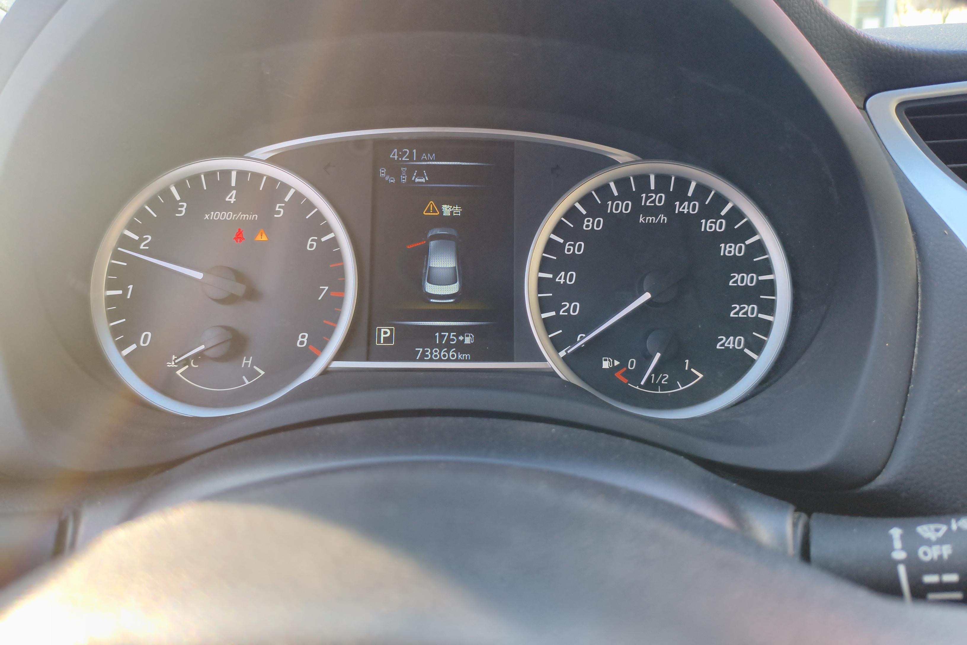 日产轩逸 2018款 1.6L 自动 前驱 XV+智尊版 (国Ⅴ) 