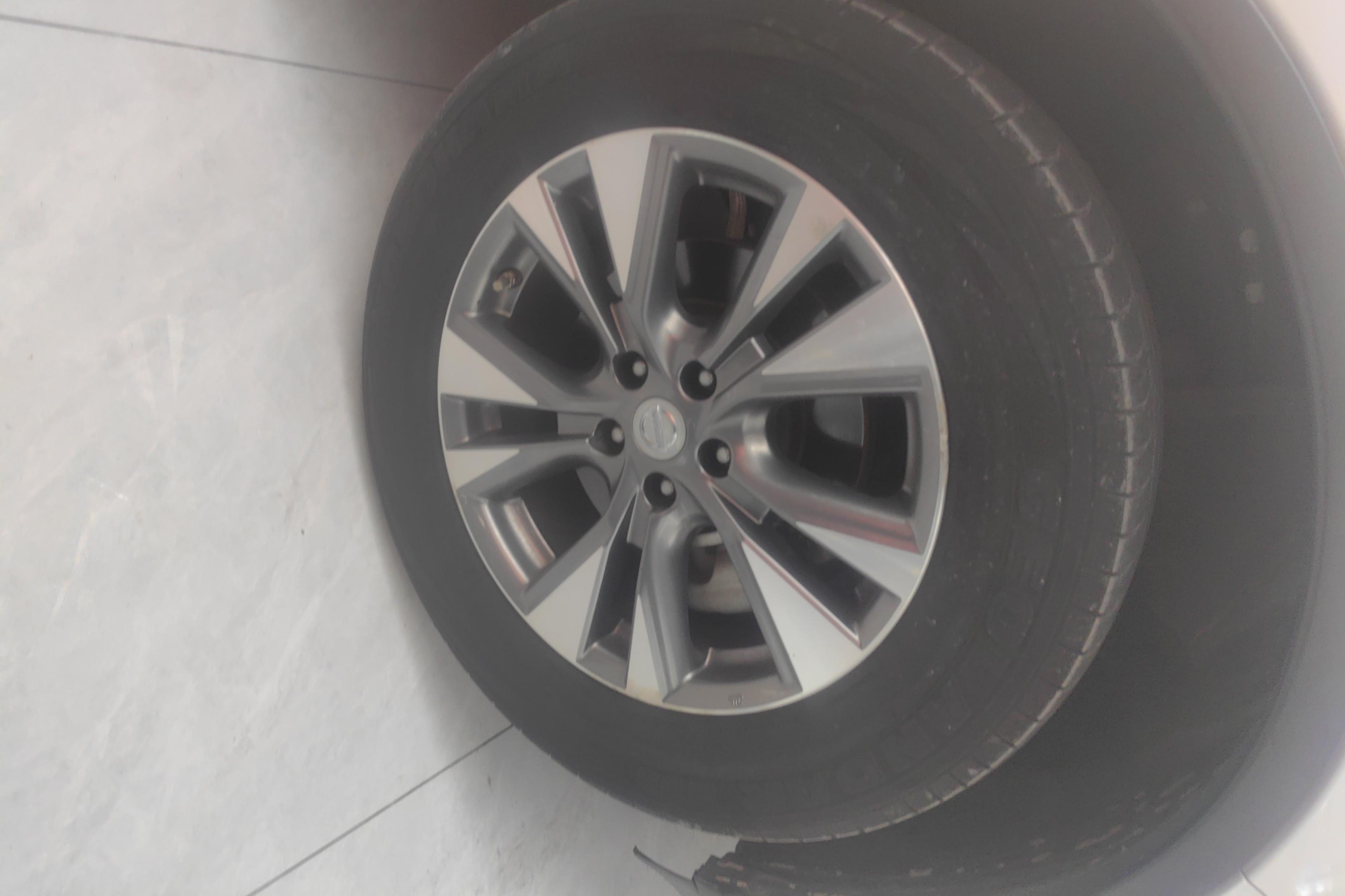 日产楼兰 2019款 2.5L 自动 前驱 XE精英版 (国Ⅴ) 