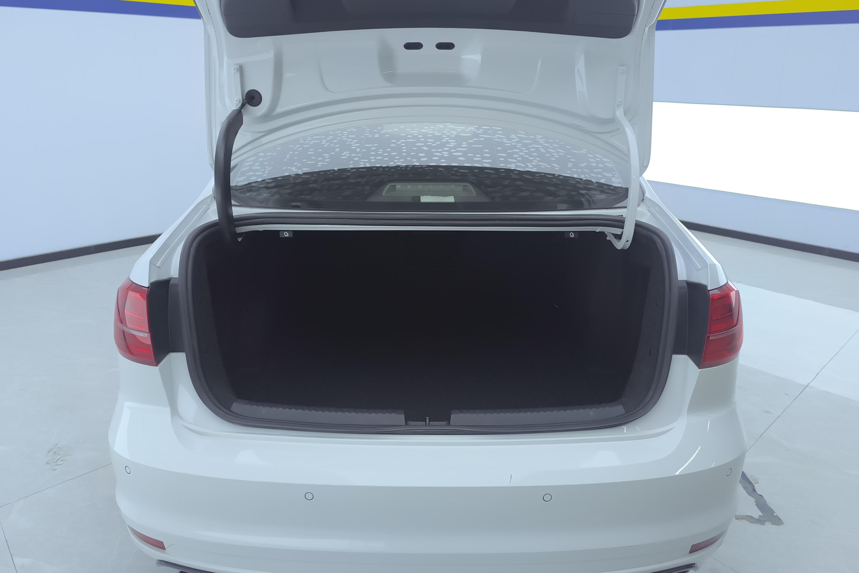 大众速腾 2018款 1.4T 自动 前驱 280TSI熠动版 (国Ⅴ) 