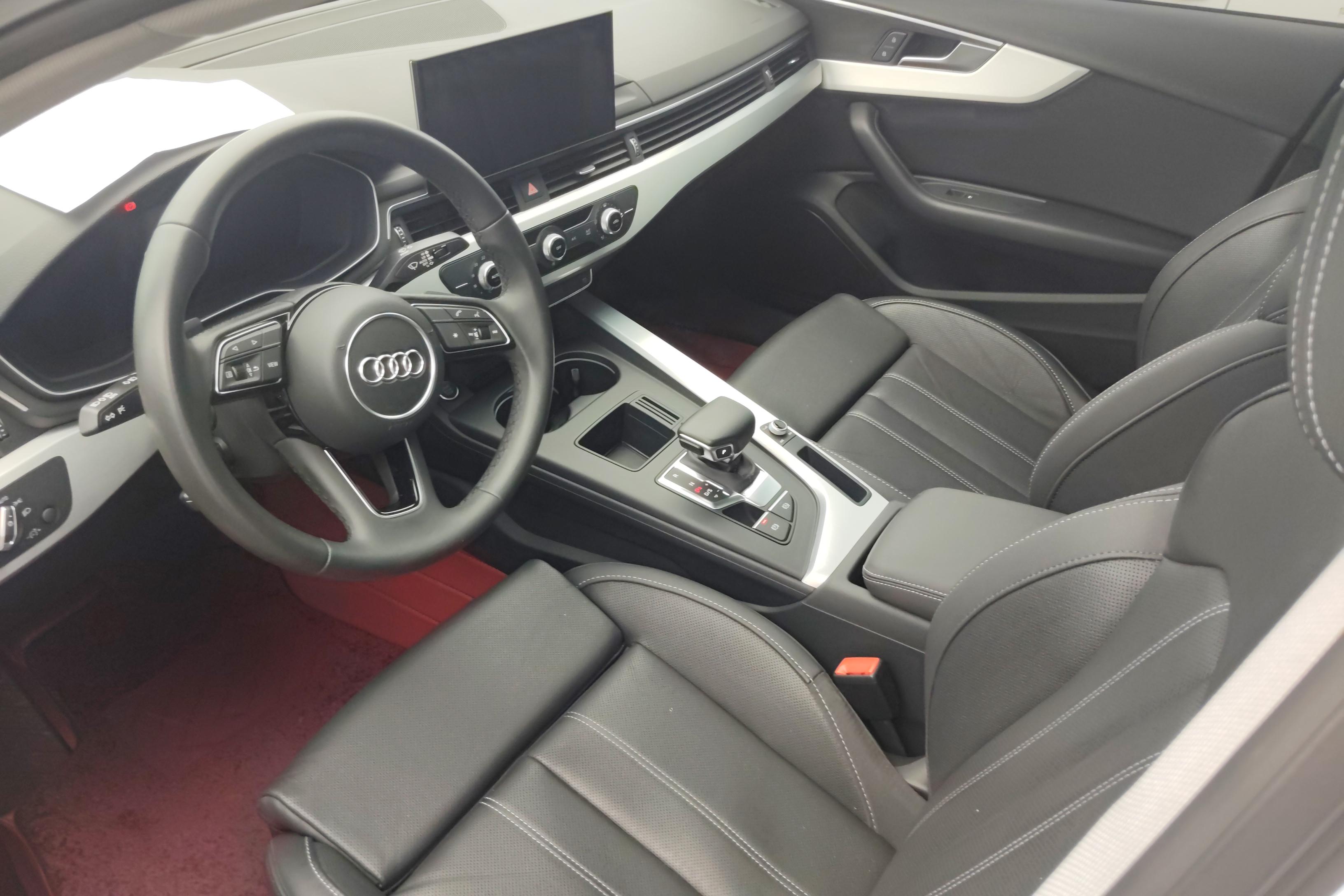 奥迪A4L 40TFSI 2022款 2.0T 自动 前驱 时尚动感型 (国Ⅵ) 