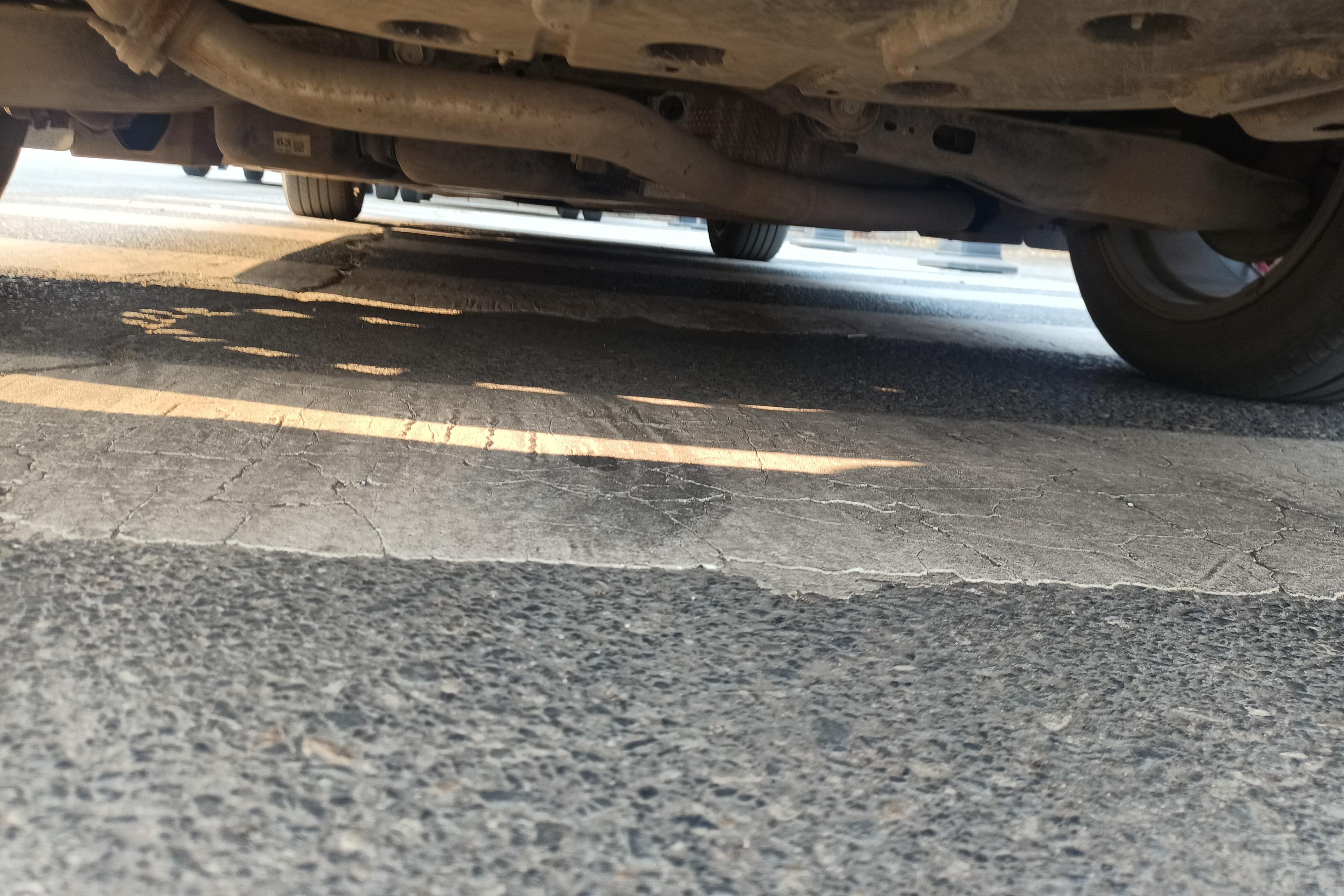 丰田凯美瑞 2024款 2.0L 自动 尊贵版 (国Ⅵ) 