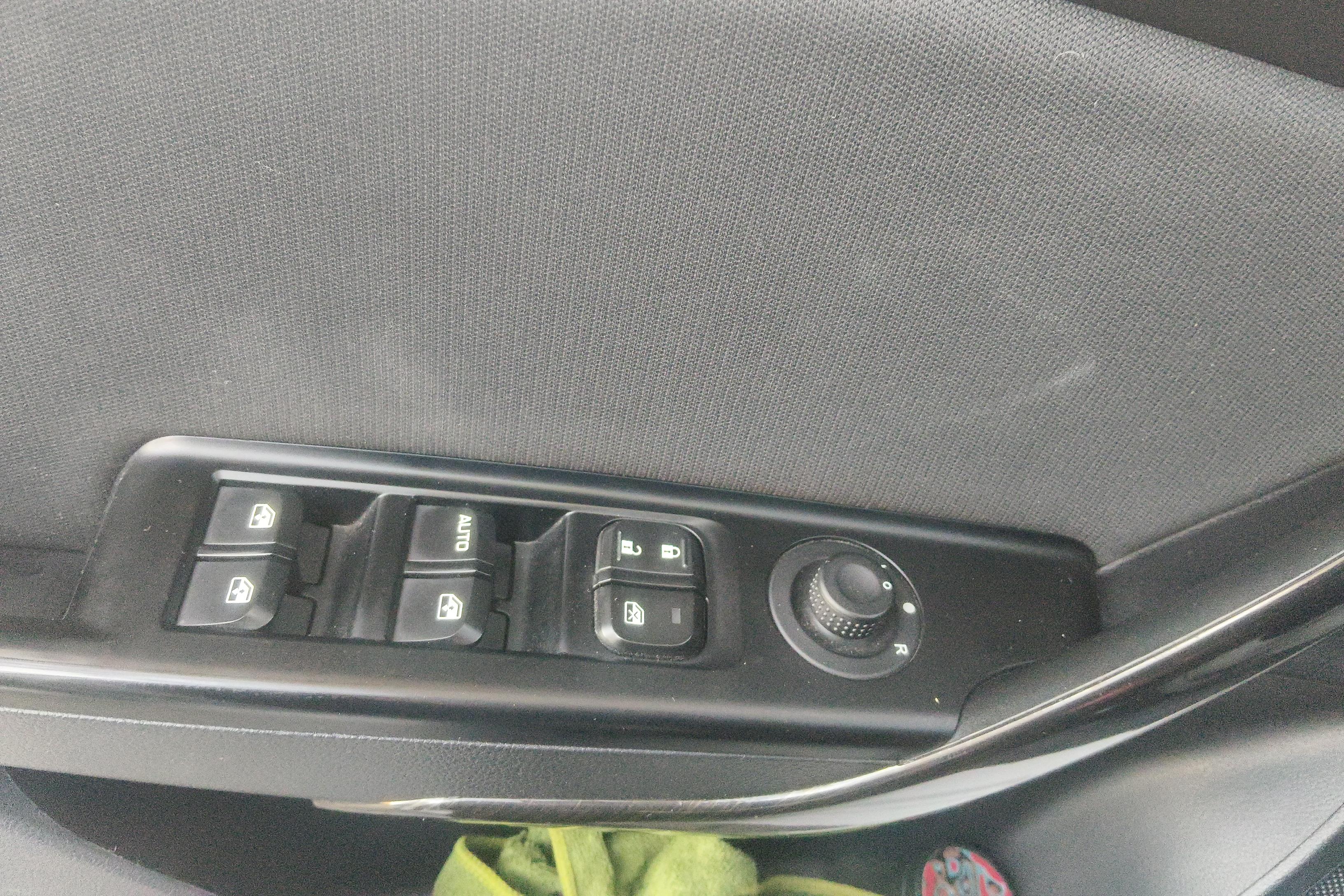 宝骏310 2020款 1.2L 手动 舒适型 (国Ⅵ) 