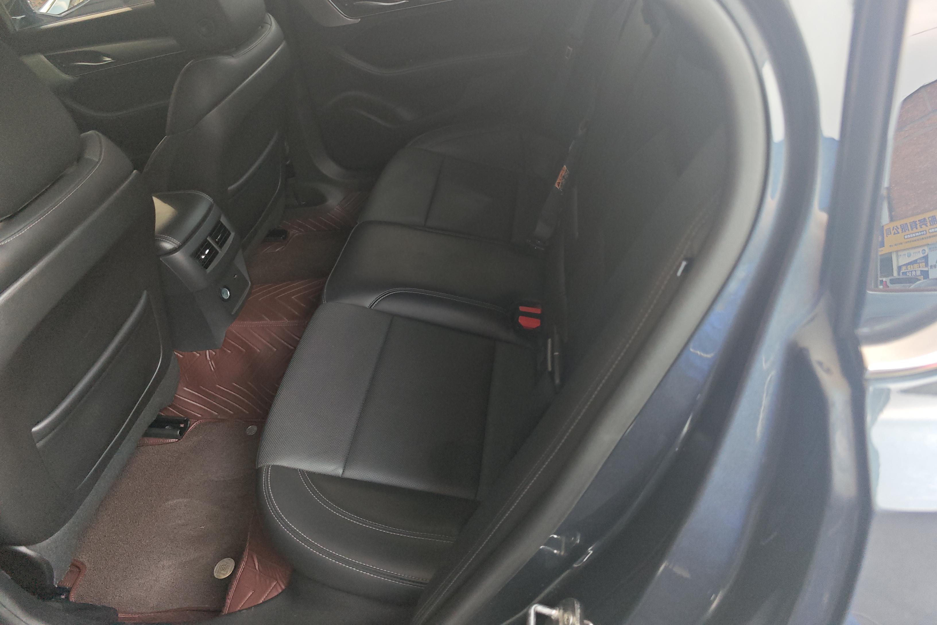 凯迪拉克CT5 2021款 2.0T 自动 后驱 28T豪华型 (国Ⅵ) 