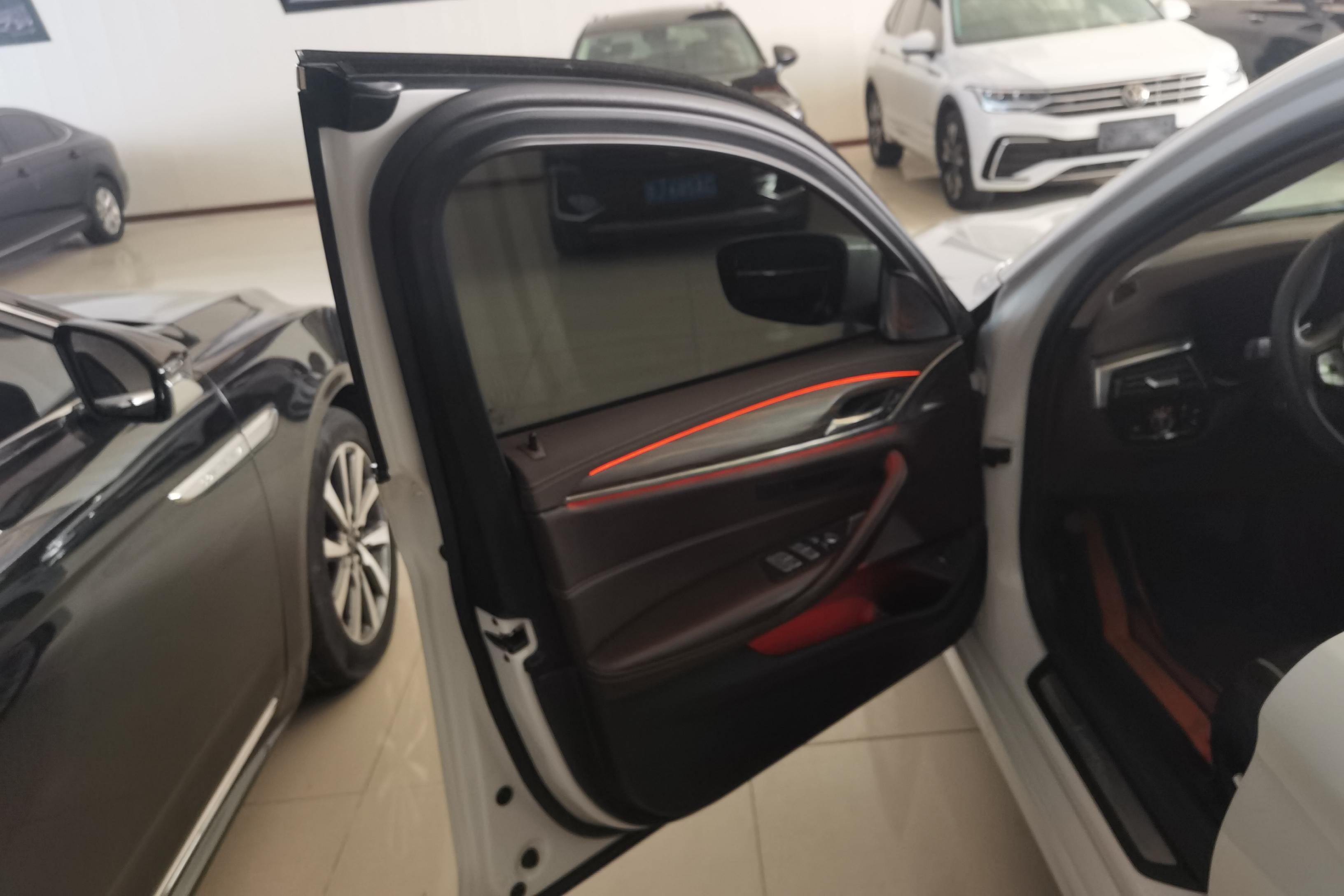 宝马5系 530Li 2021款 2.0T 自动 后驱 领先型豪华套装 (国Ⅵ) 