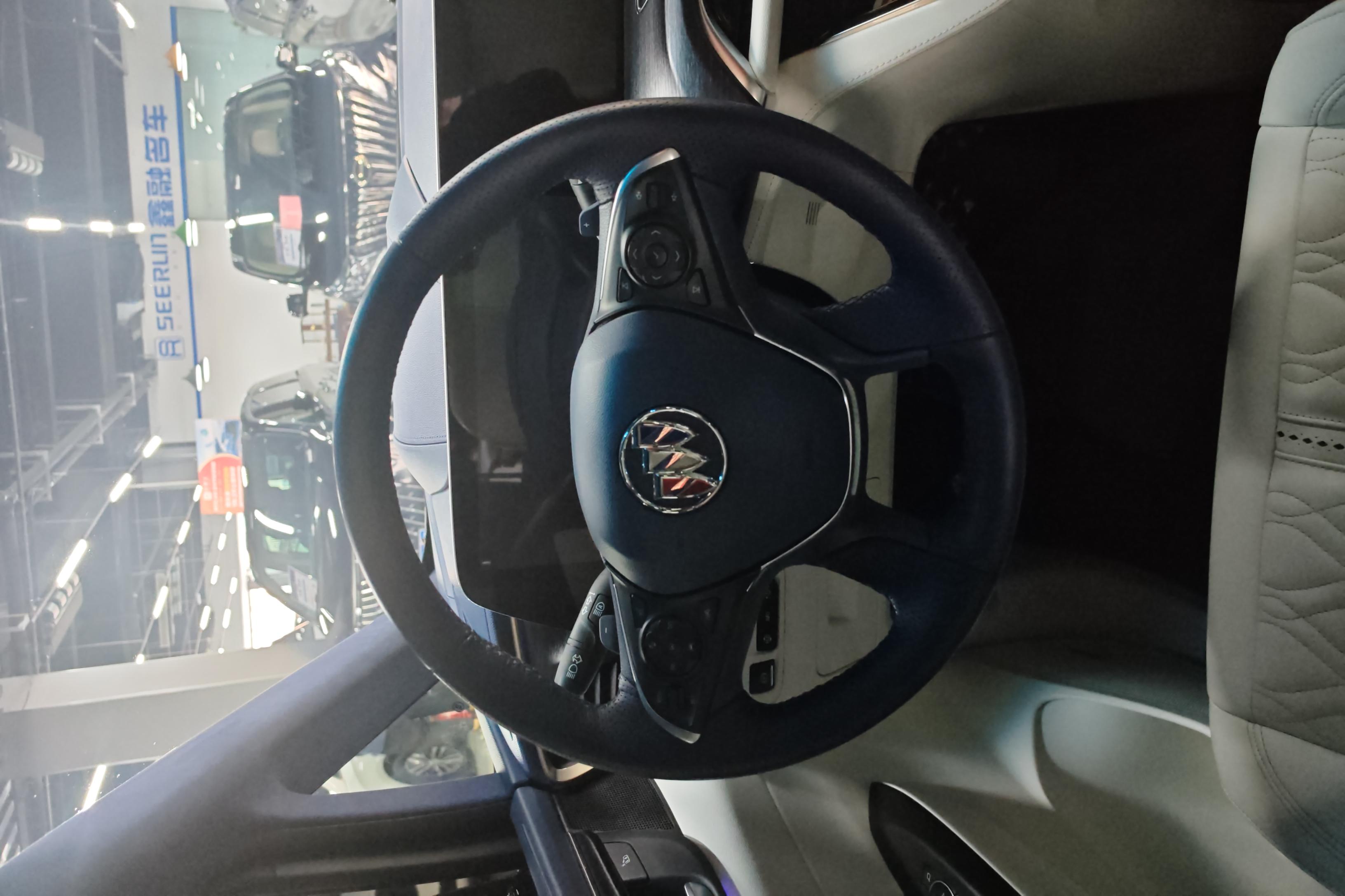 别克GL8 2020款 2.0T 自动 前驱 4座 尊礼版Avenir (国Ⅵ) 