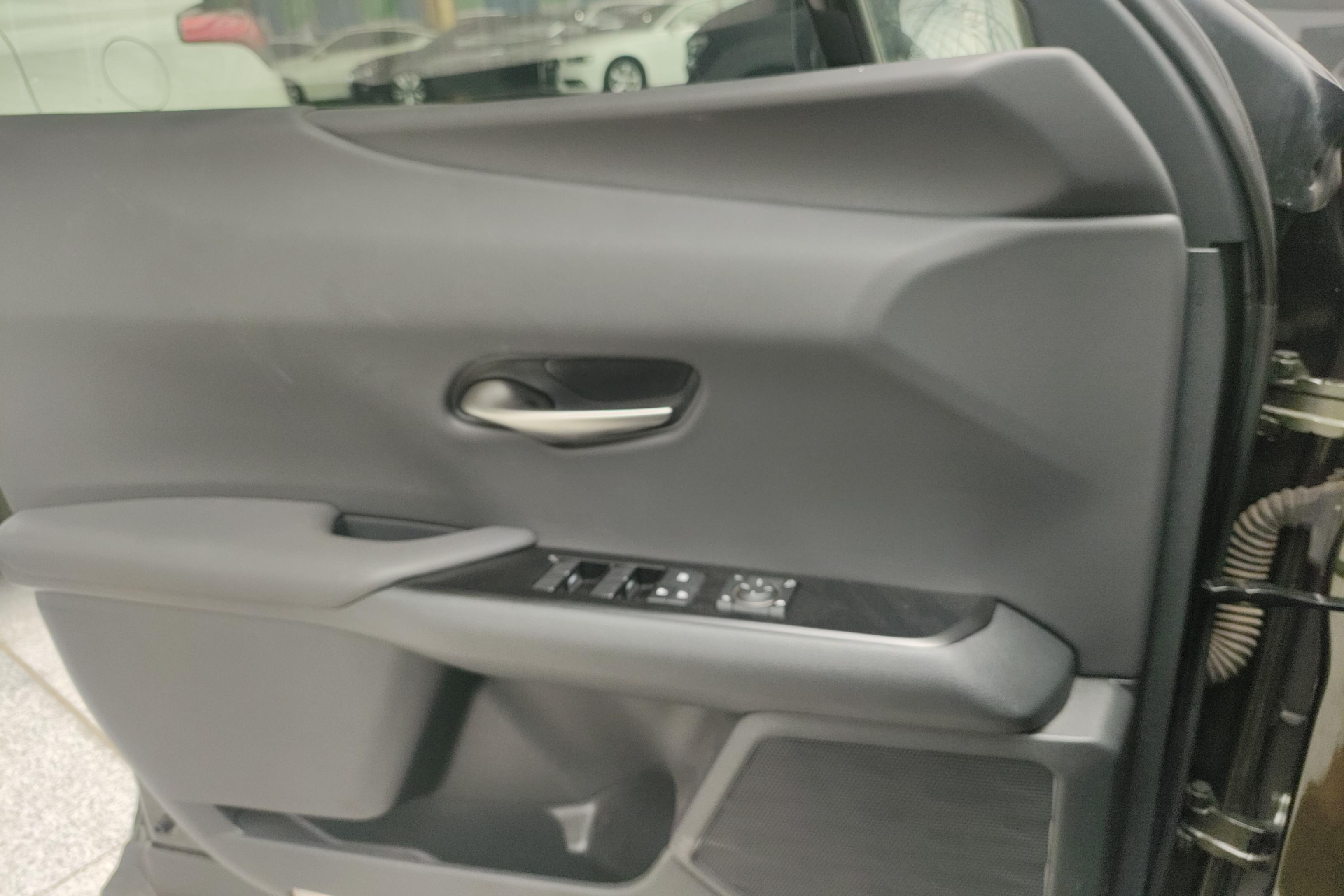 雷克萨斯UX新能源 [进口] 2020款 自动 纯·悦版 纯电动 