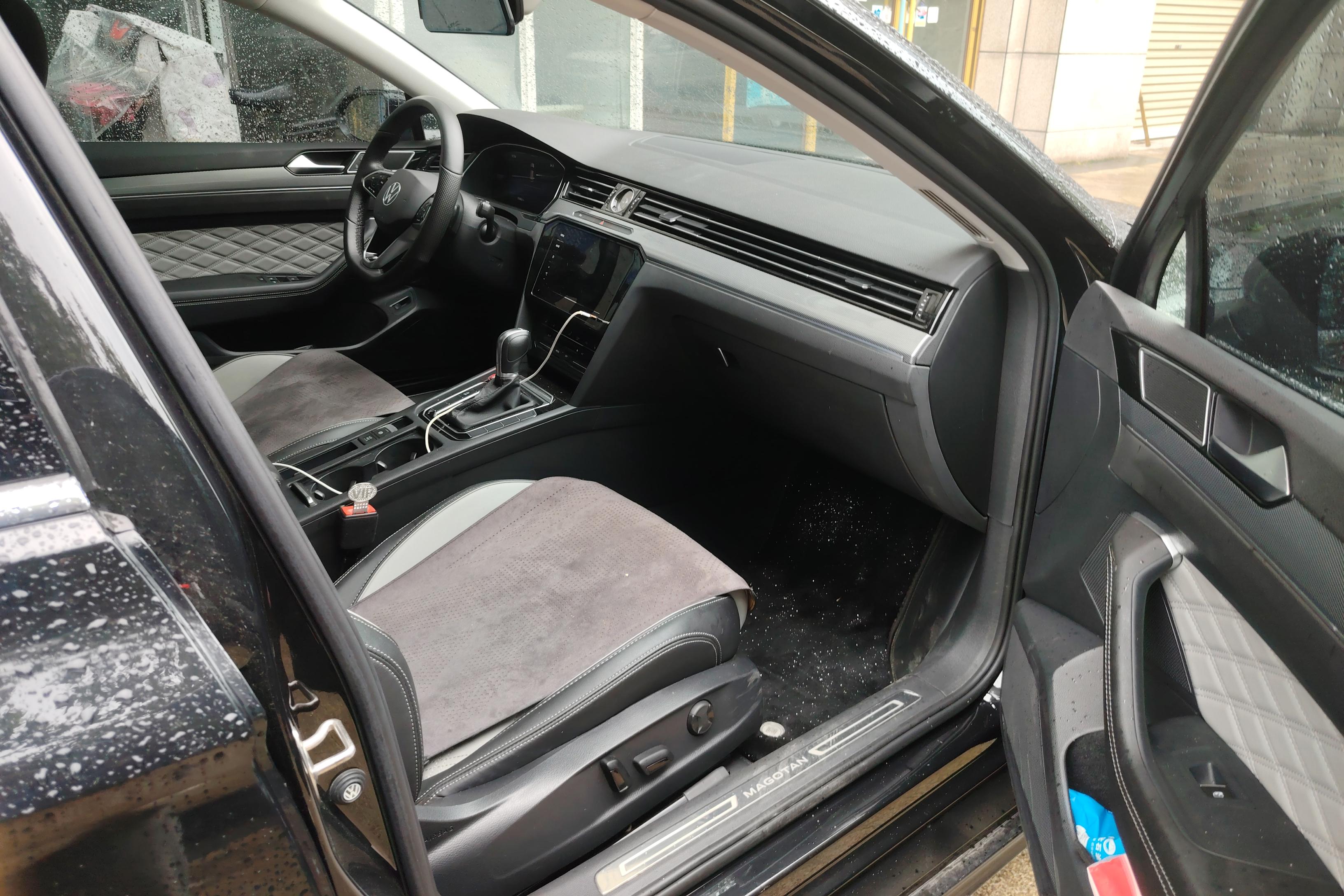 大众迈腾 2023款 2.0T 自动 前驱 330TSI领先型 (国Ⅵ) 