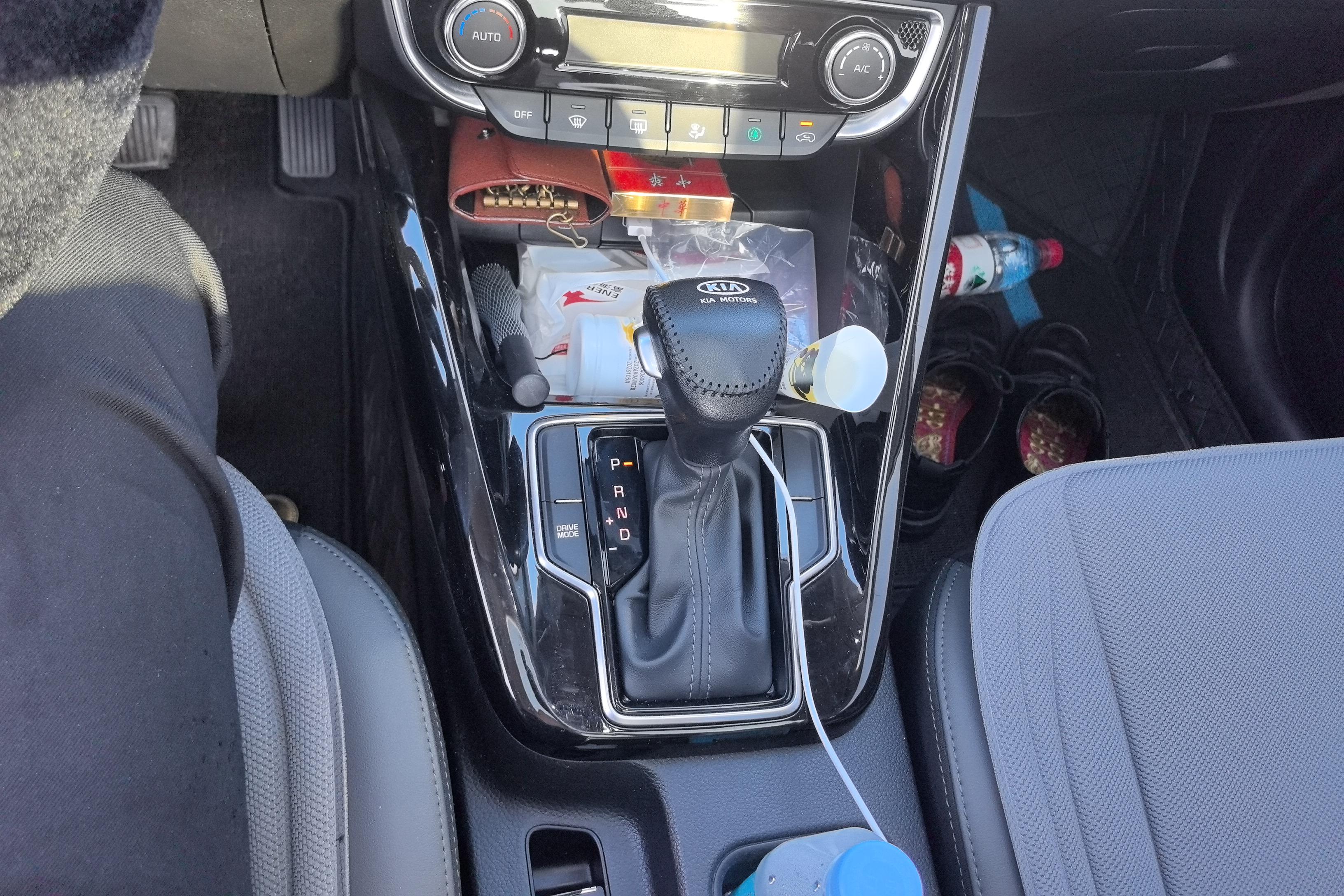起亚智跑 2019款 2.0L 自动 前驱 豪华版 (国Ⅵ) 
