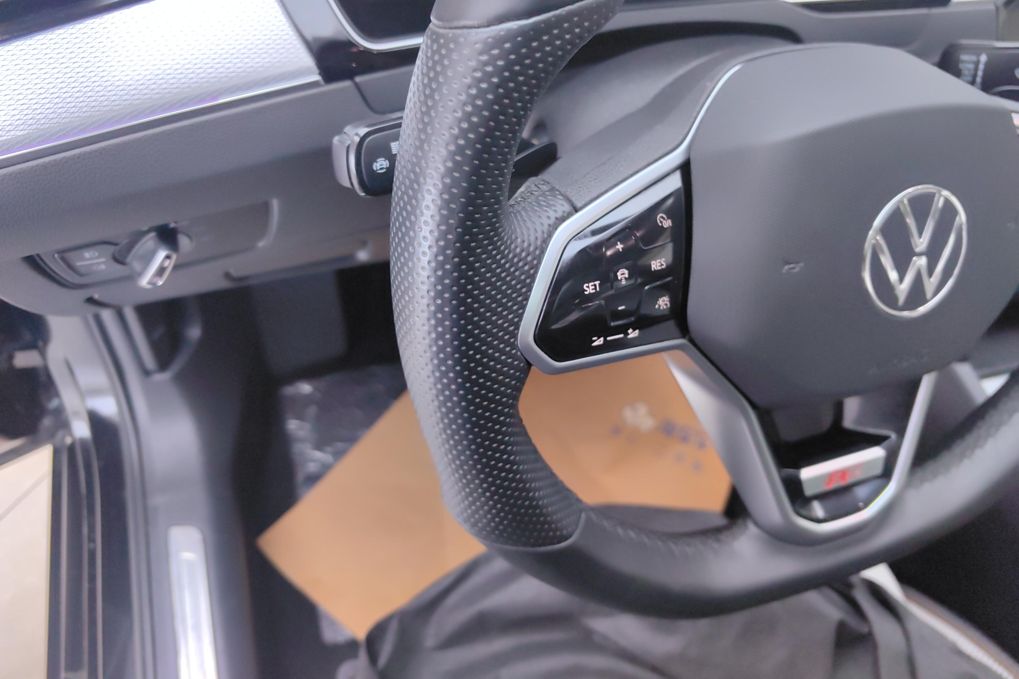 大众迈腾 2023款 2.0T 自动 前驱 330TSI豪华型 (国Ⅵ) 