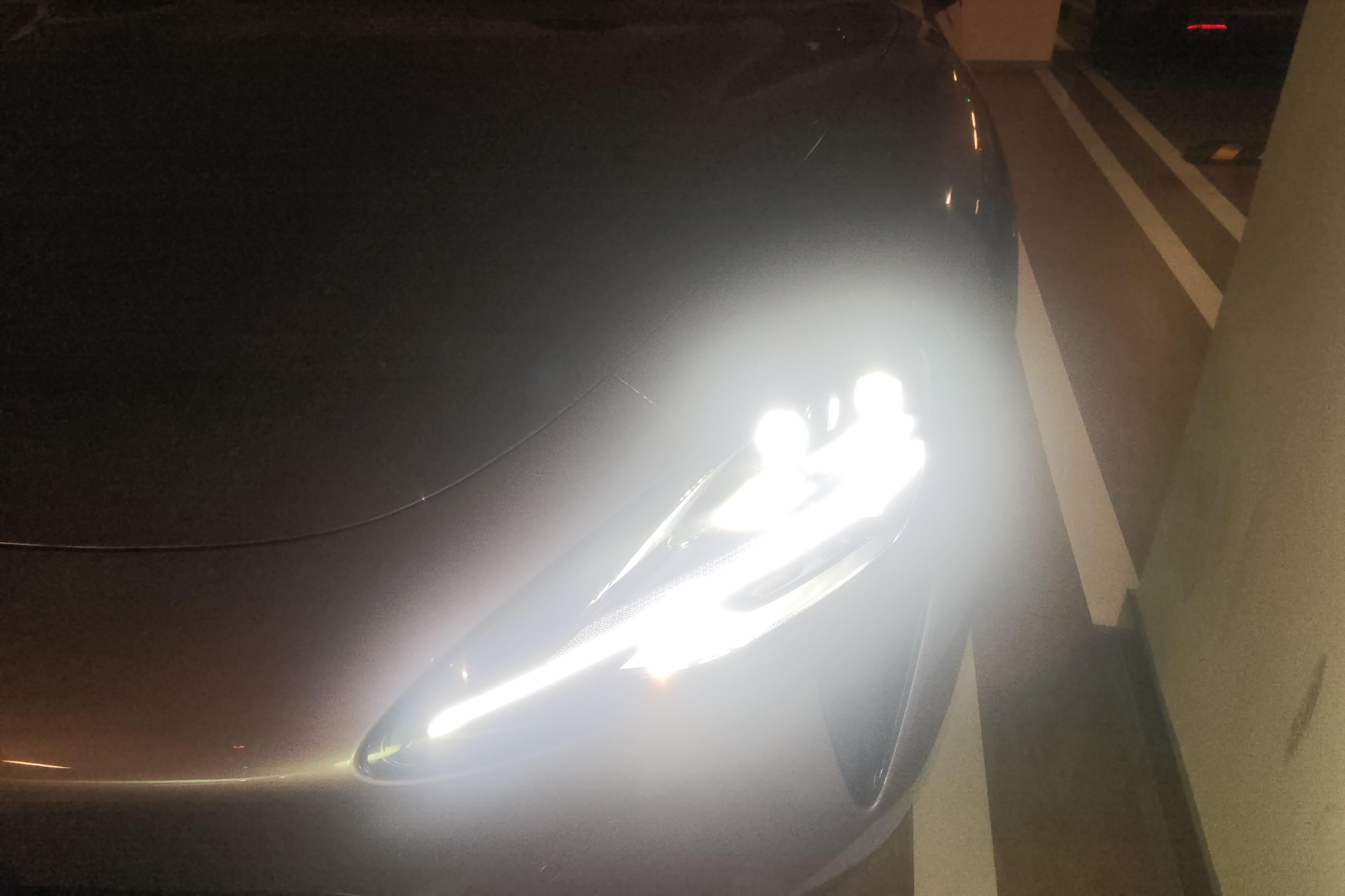 小米汽车SU7 2024款 0.0T 自动 750km-Max创始版 