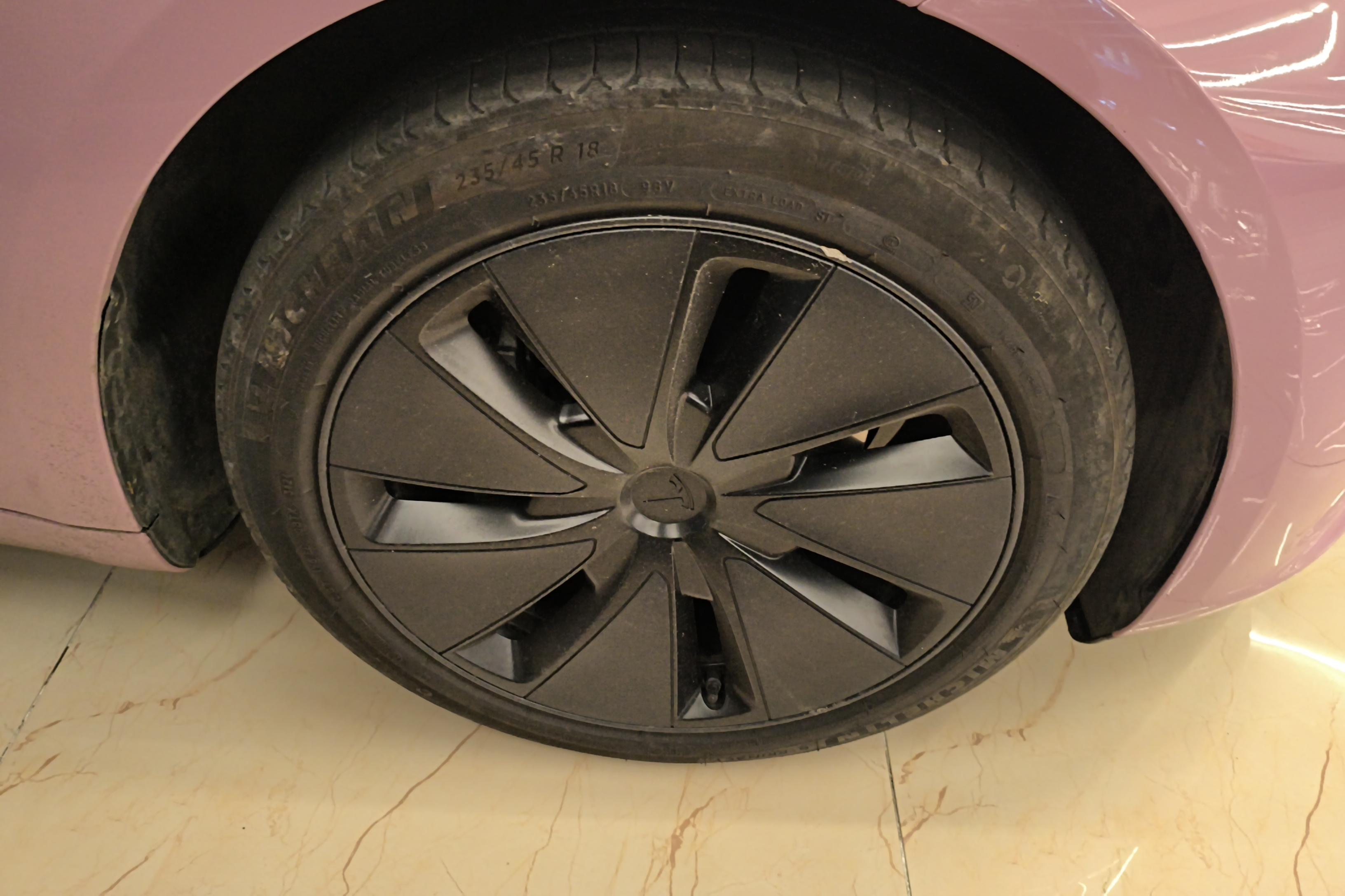 特斯拉MODEL 3 2023款 后驱 纯电动 后轮驱动 