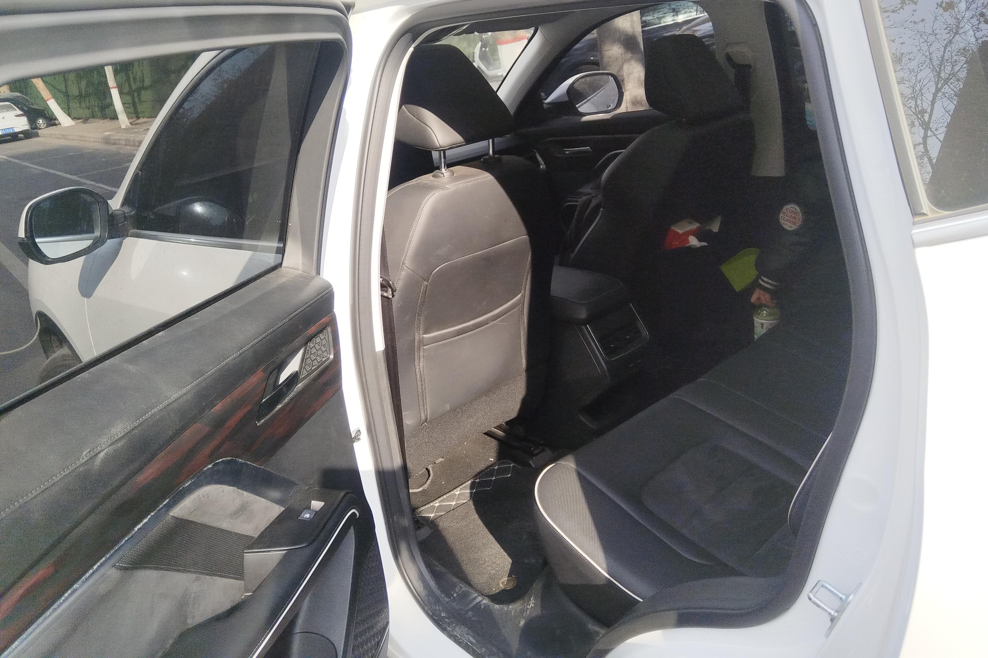 哈弗哈弗H6 国潮版 2023款 1.5T 自动 前驱 冠军版 (国Ⅵ) 