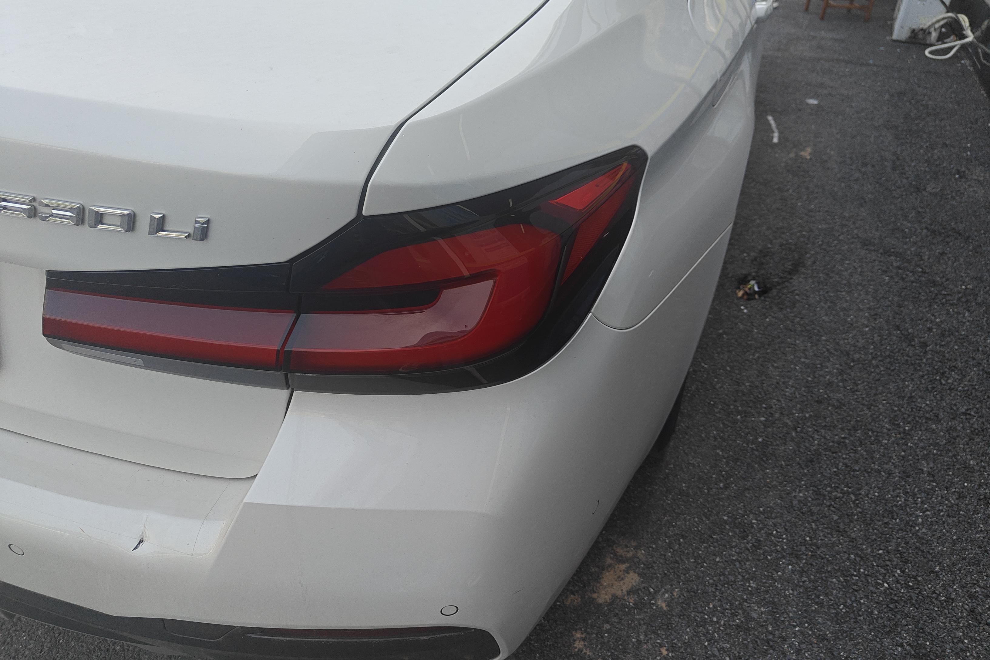 宝马5系 530Li 2021款 2.0T 自动 后驱 改款尊享型M运动套装 (国Ⅵ) 