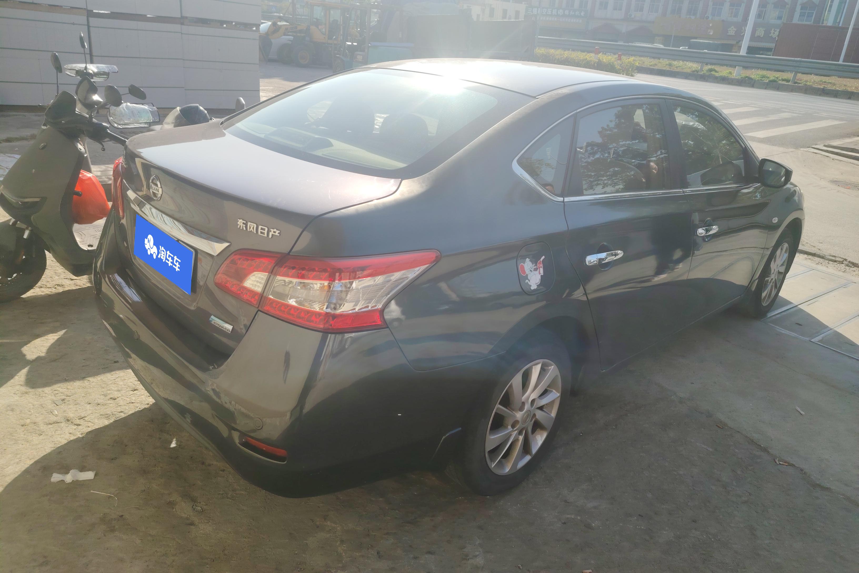 日产轩逸 2014款 1.6L 自动 前驱 XV尊享版 (国Ⅳ) 
