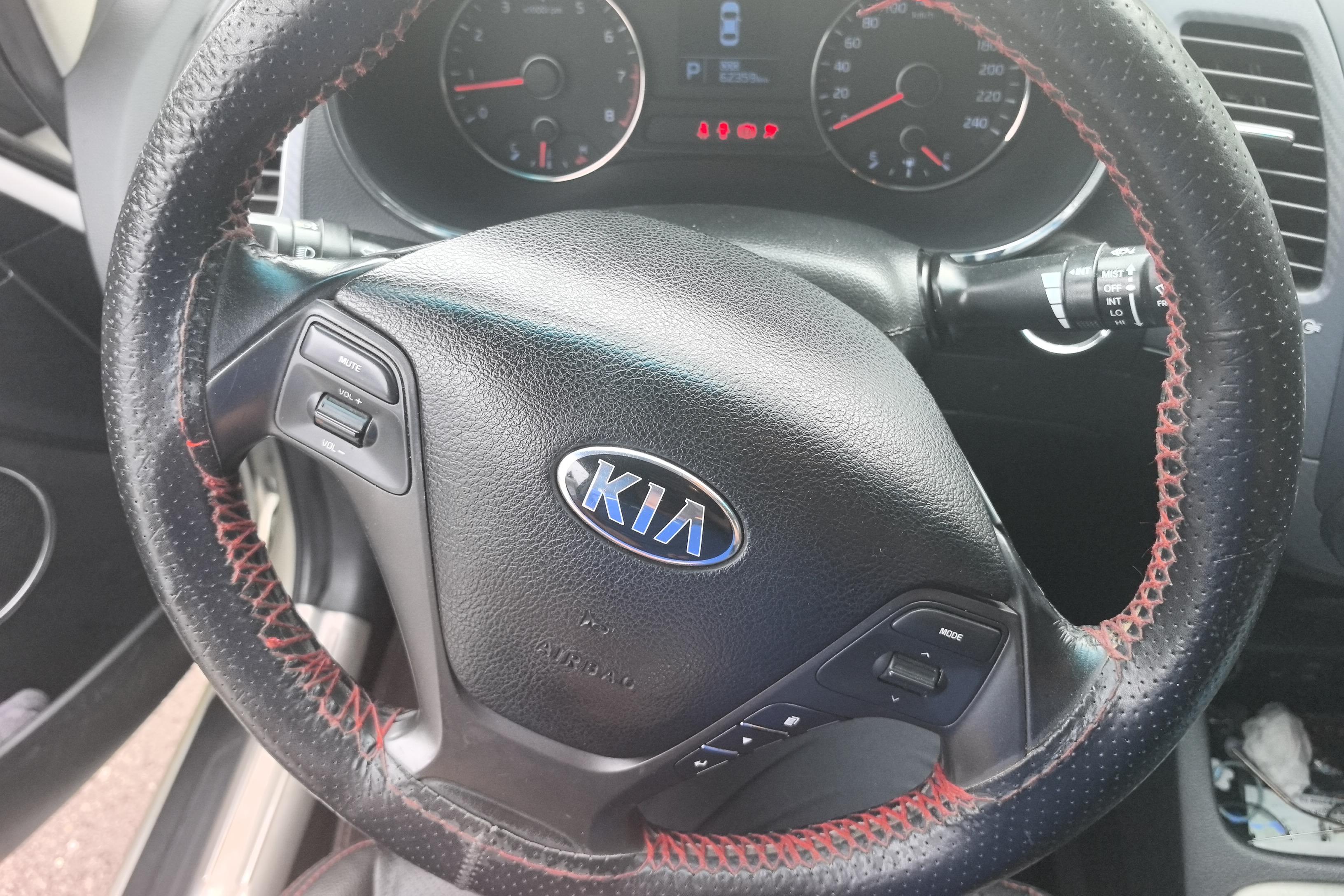 起亚K3 2015款 1.6L 自动 GLS (国Ⅳ) 