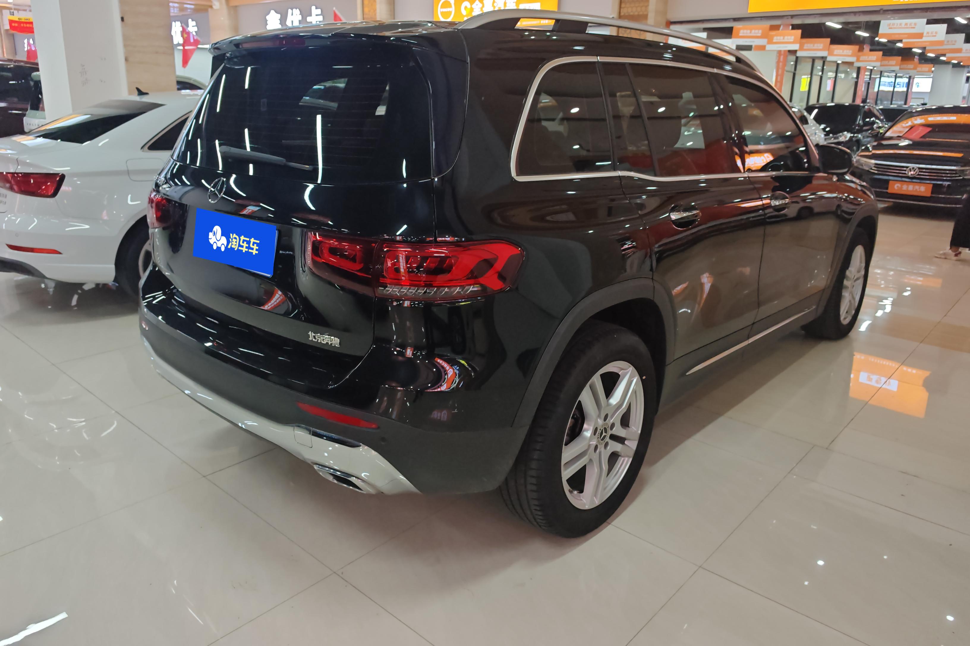 奔驰GLB GLB220 2022款 2.0T 自动 前驱 5座 动感型 (国Ⅵ) 