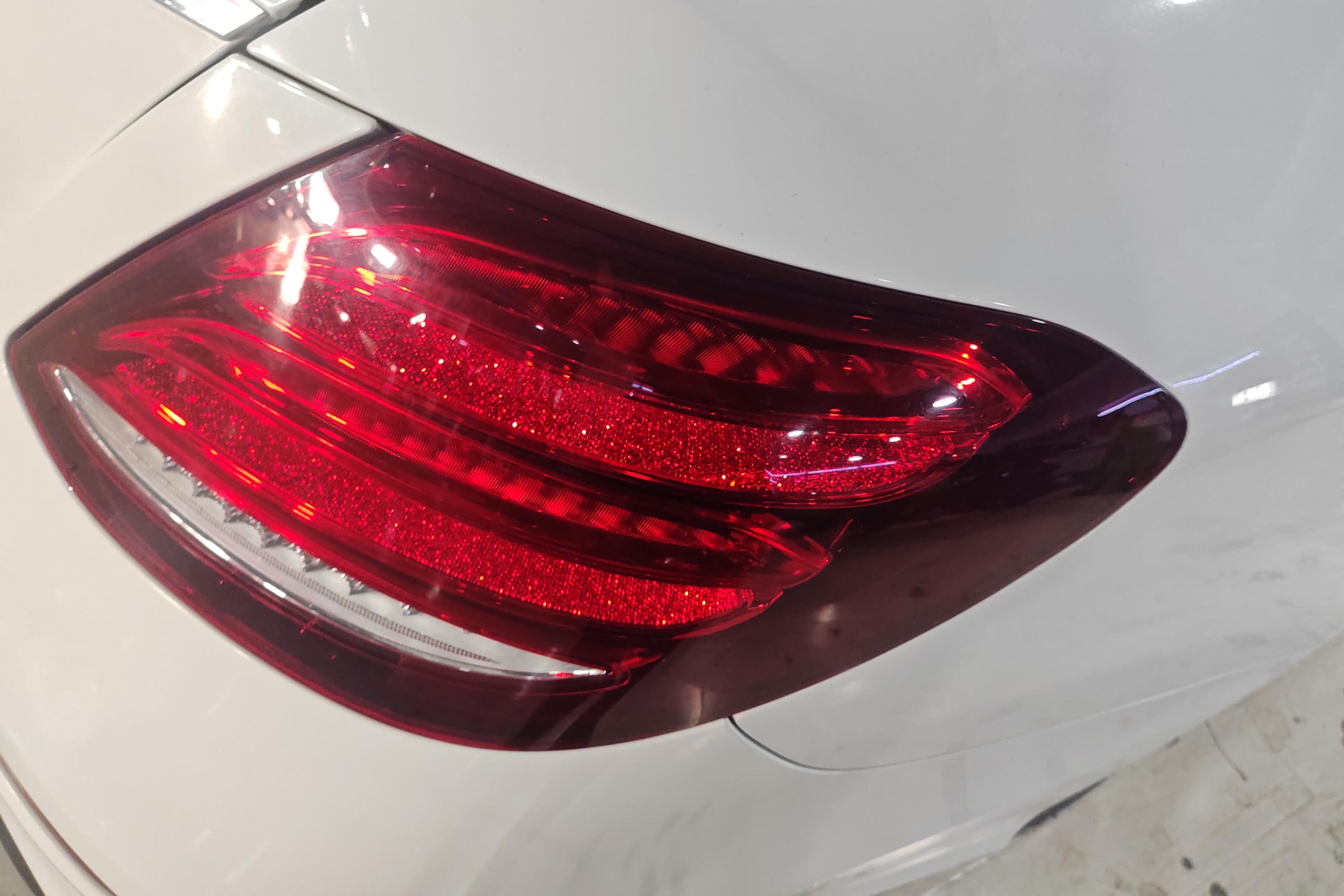 奔驰E级 E200 2018款 2.0T 自动 后驱 运动型 (国Ⅴ) 
