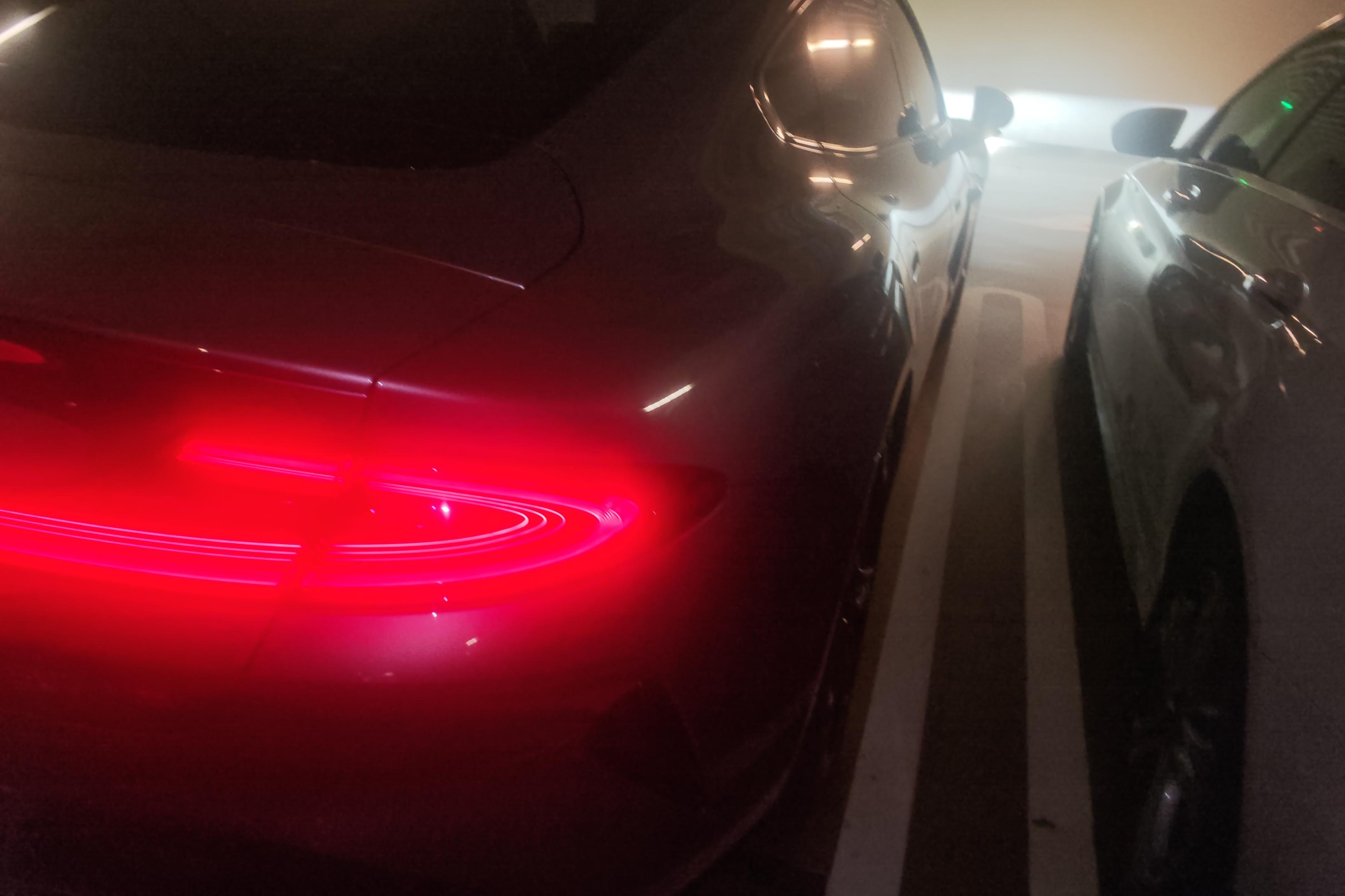 小米汽车SU7 2024款 0.0T 自动 750km-Max创始版 