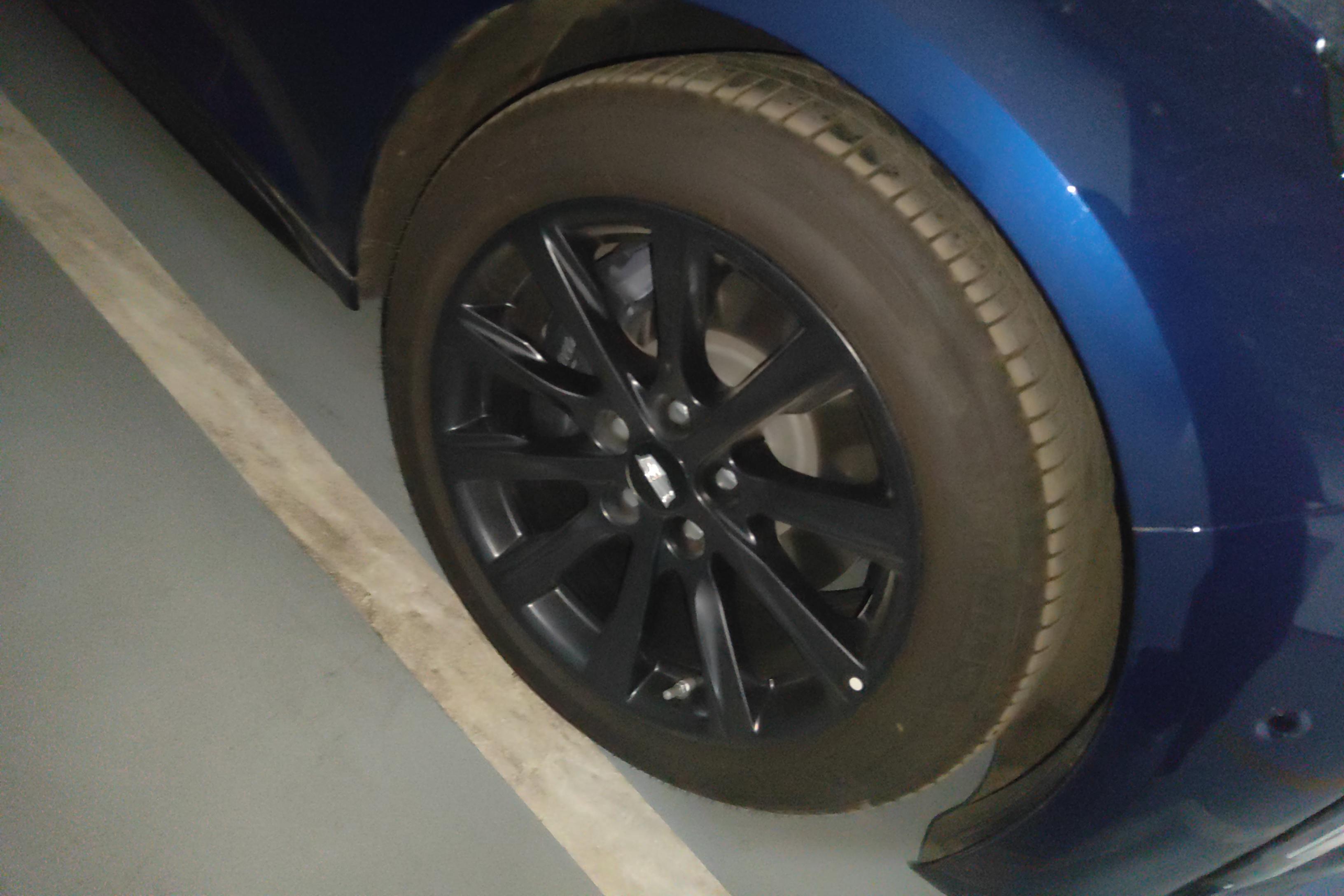 凯迪拉克CT5 2024款 2.0T 自动 后驱 28T尊贵型 (国Ⅵ) 