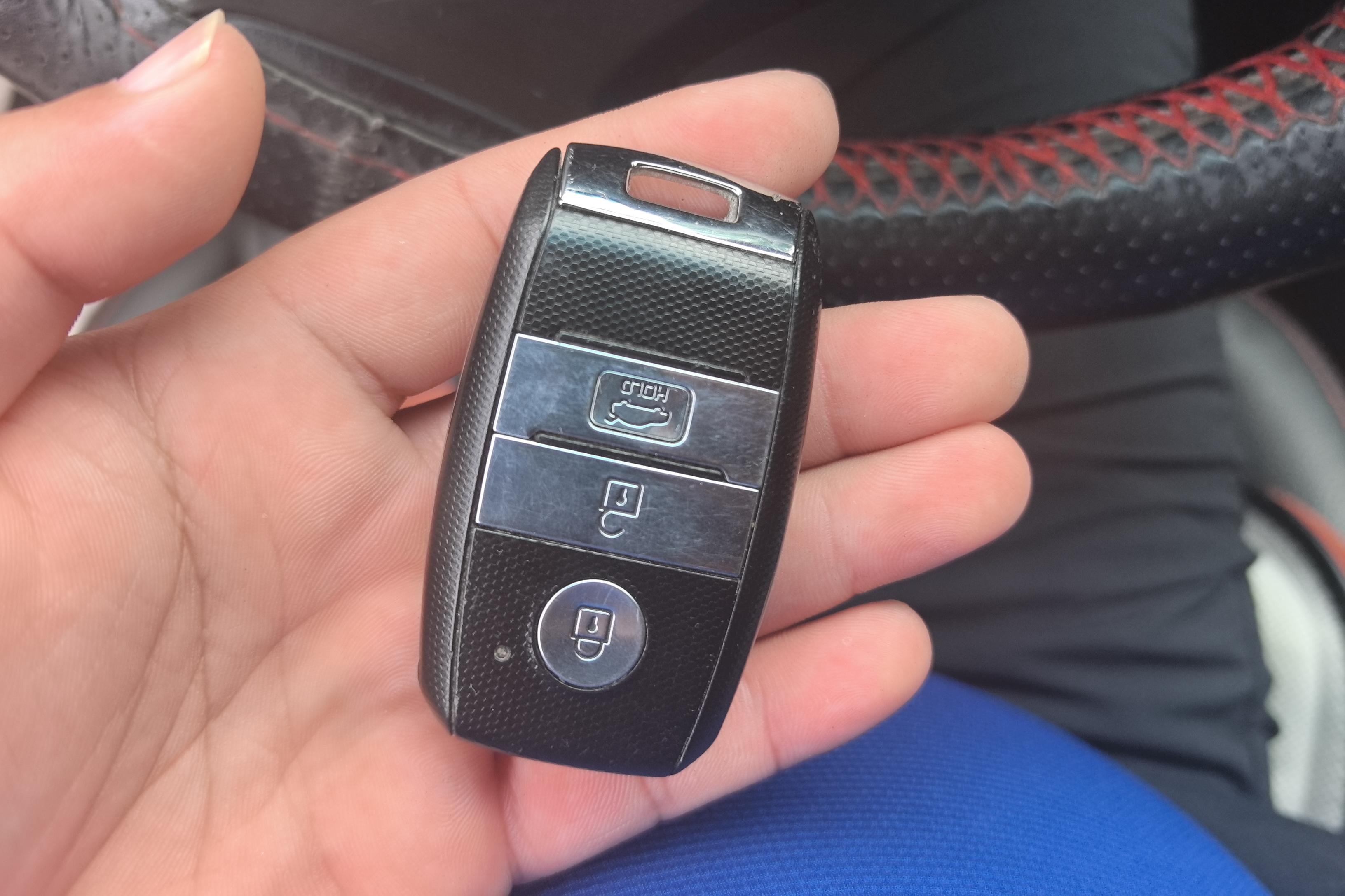 起亚K3 2015款 1.6L 自动 GLS (国Ⅳ) 