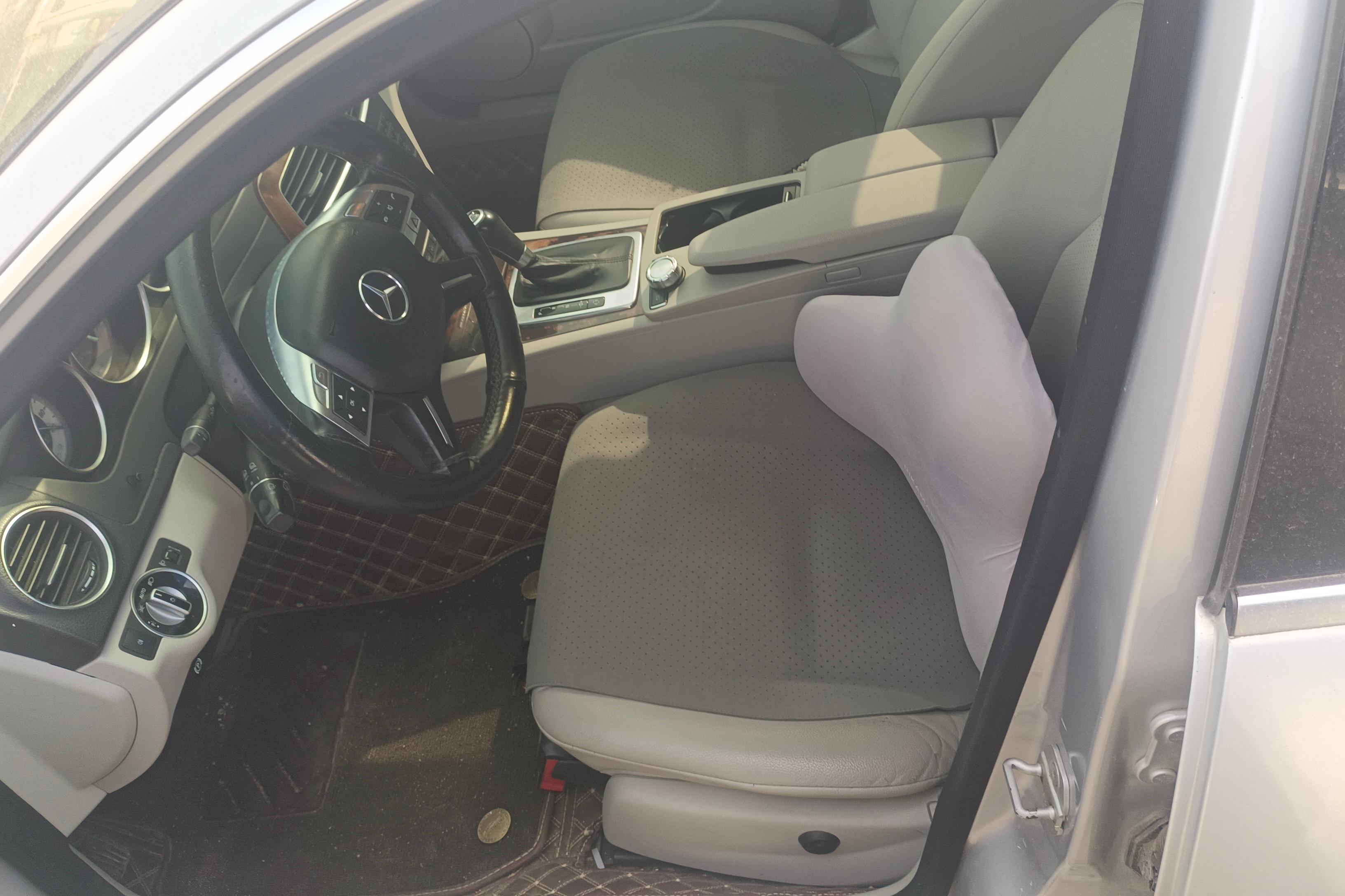 奔驰C级 2011款 1.8T 后驱 优雅型 (国Ⅳ) 