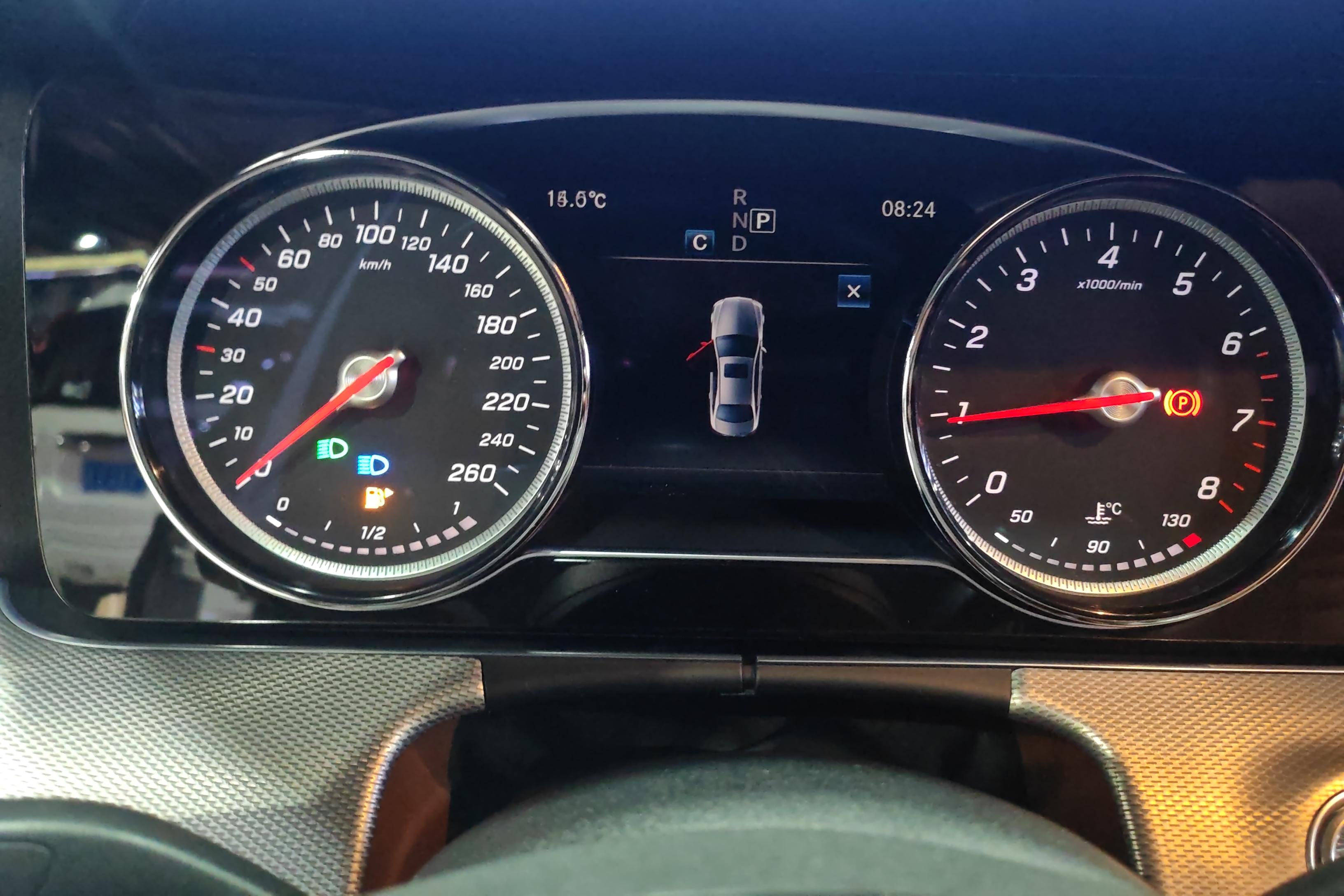 奔驰E级 E200 2018款 2.0T 自动 后驱 运动型 (国Ⅴ) 
