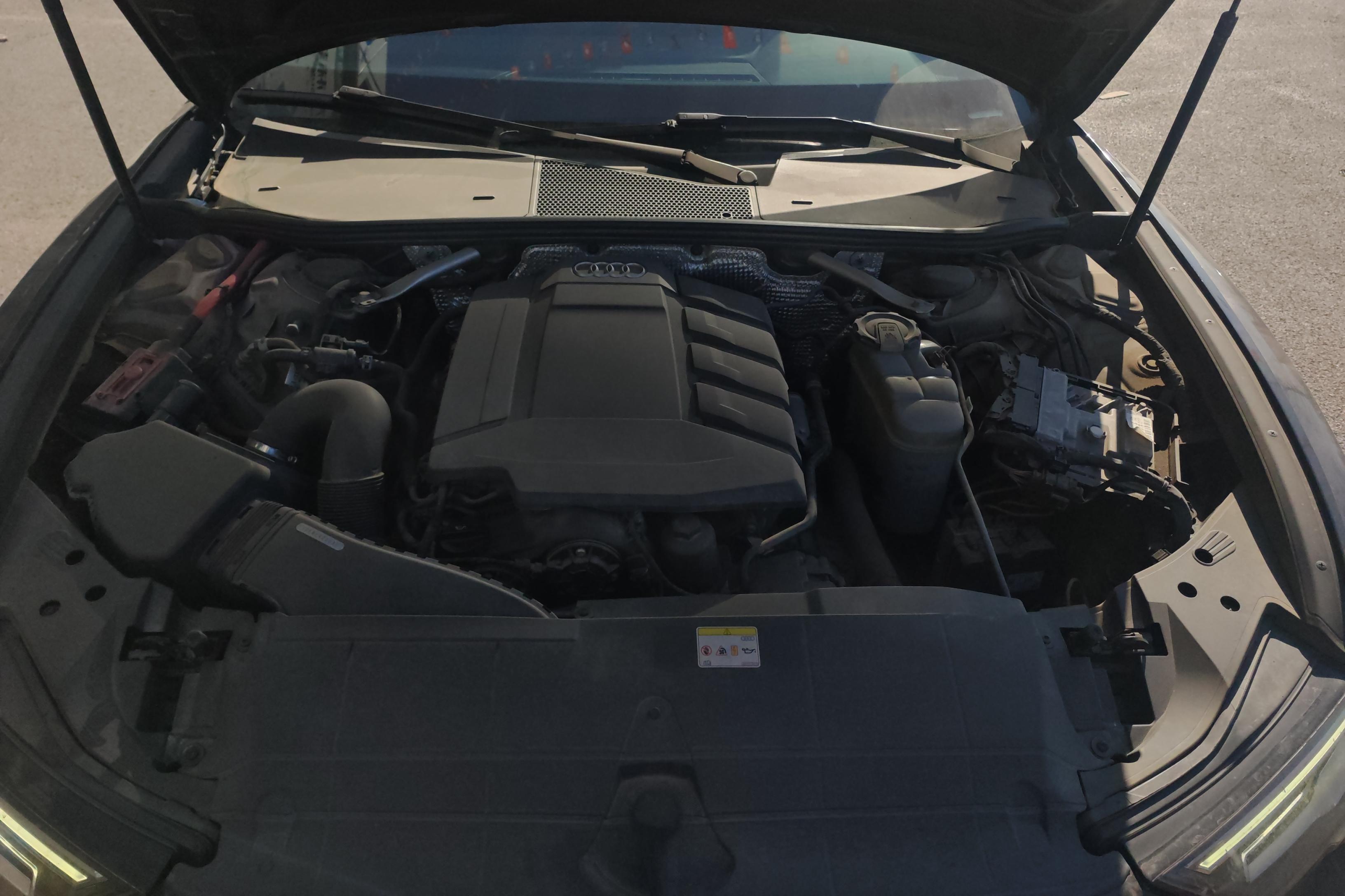 奥迪A6L 45TFSI 2021款 2.0T 自动 前驱 臻选动感型 (国Ⅵ) 