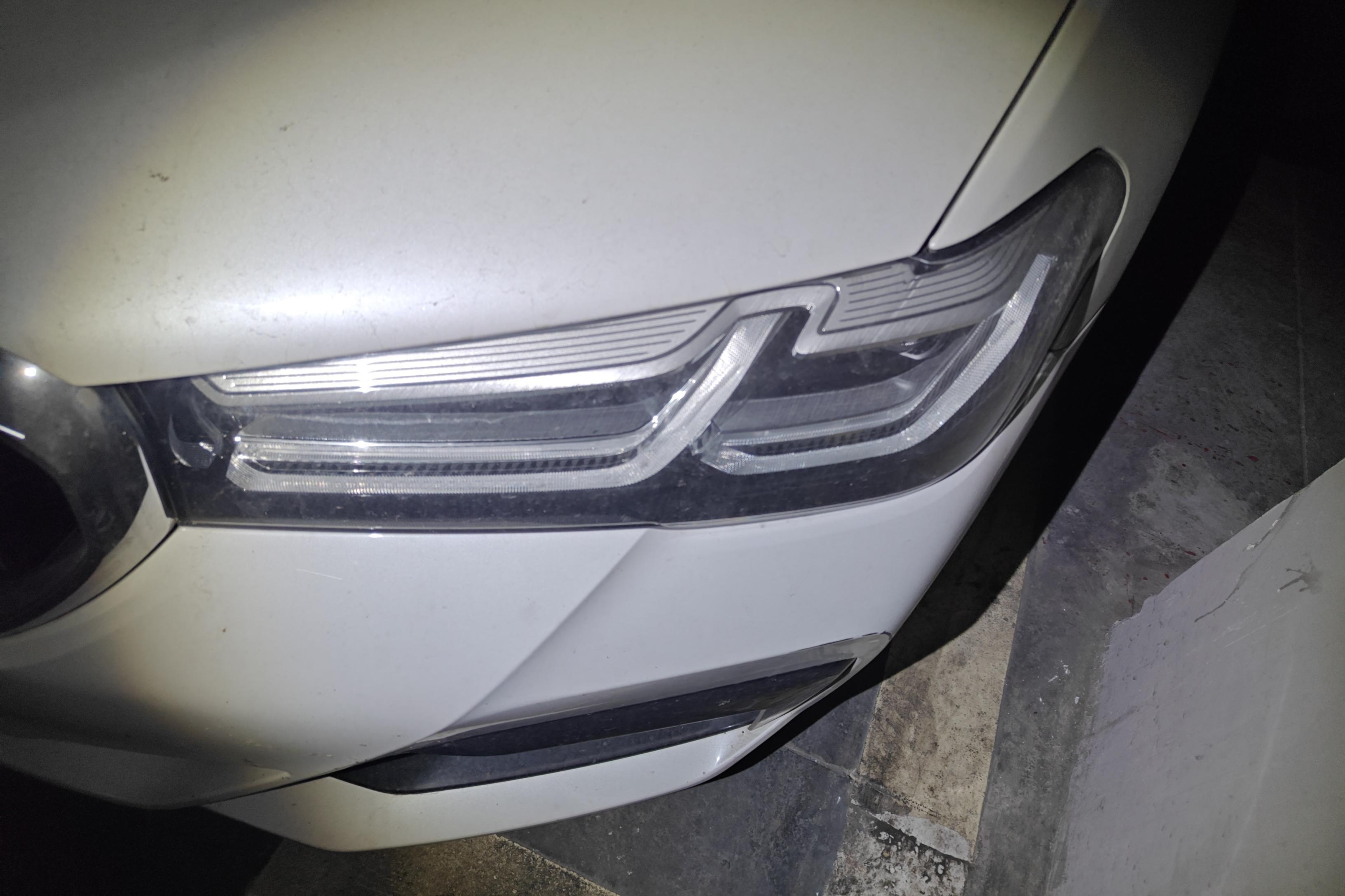 宝马5系 530Li 2022款 2.0T 自动 后驱 改款领先型M运动套装 (国Ⅵ) 