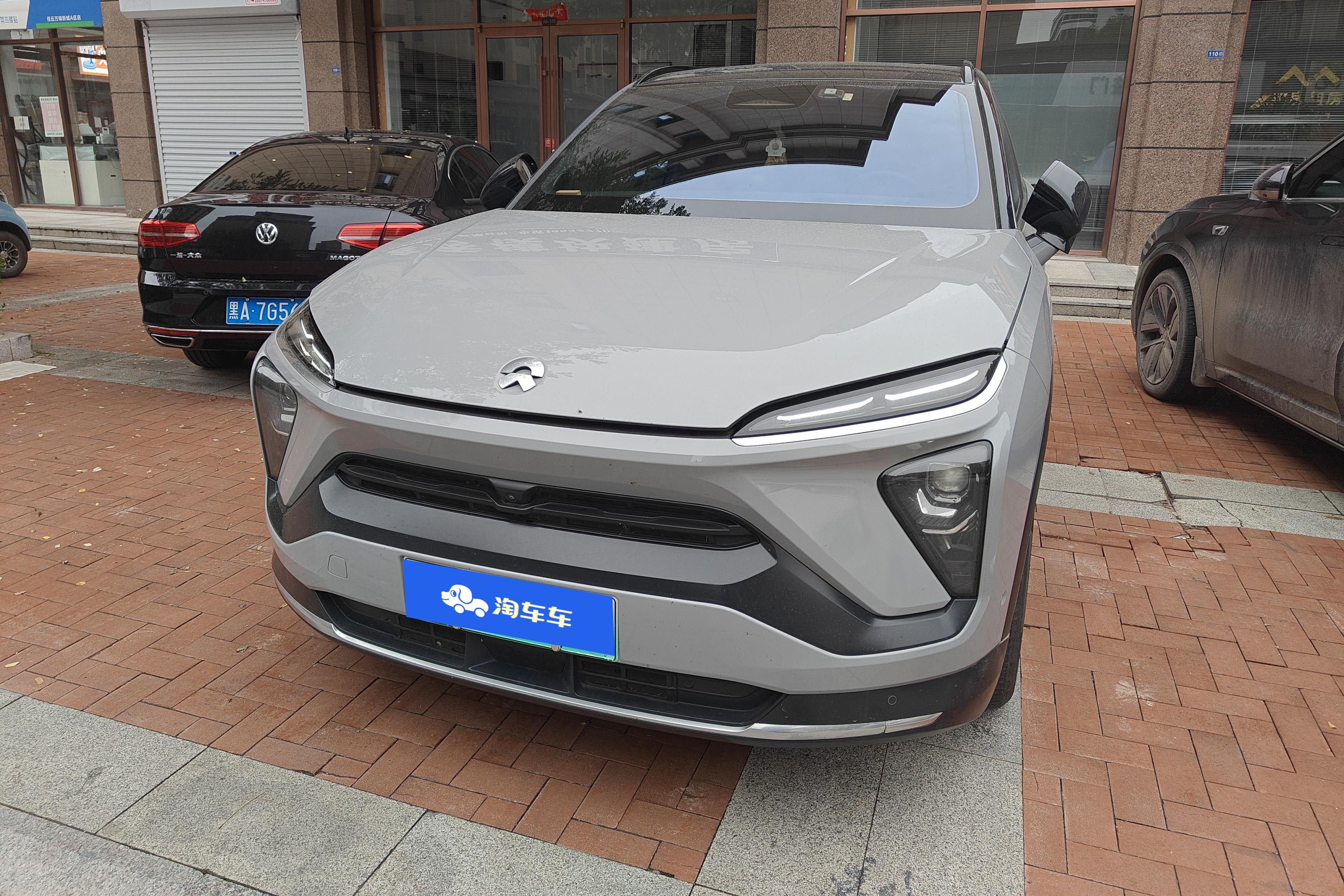 蔚来ES6 2020款 70kWh420km四驱 纯电动 运动版420KM 