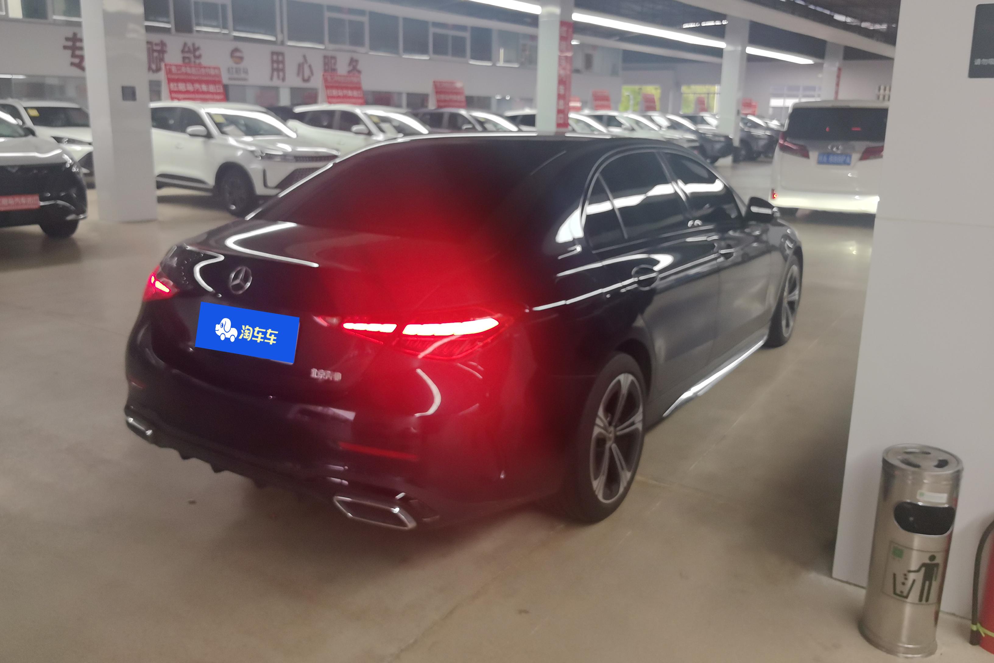奔驰C级 2022款 1.5T 后驱 皓夜运动版 (国Ⅵ) 