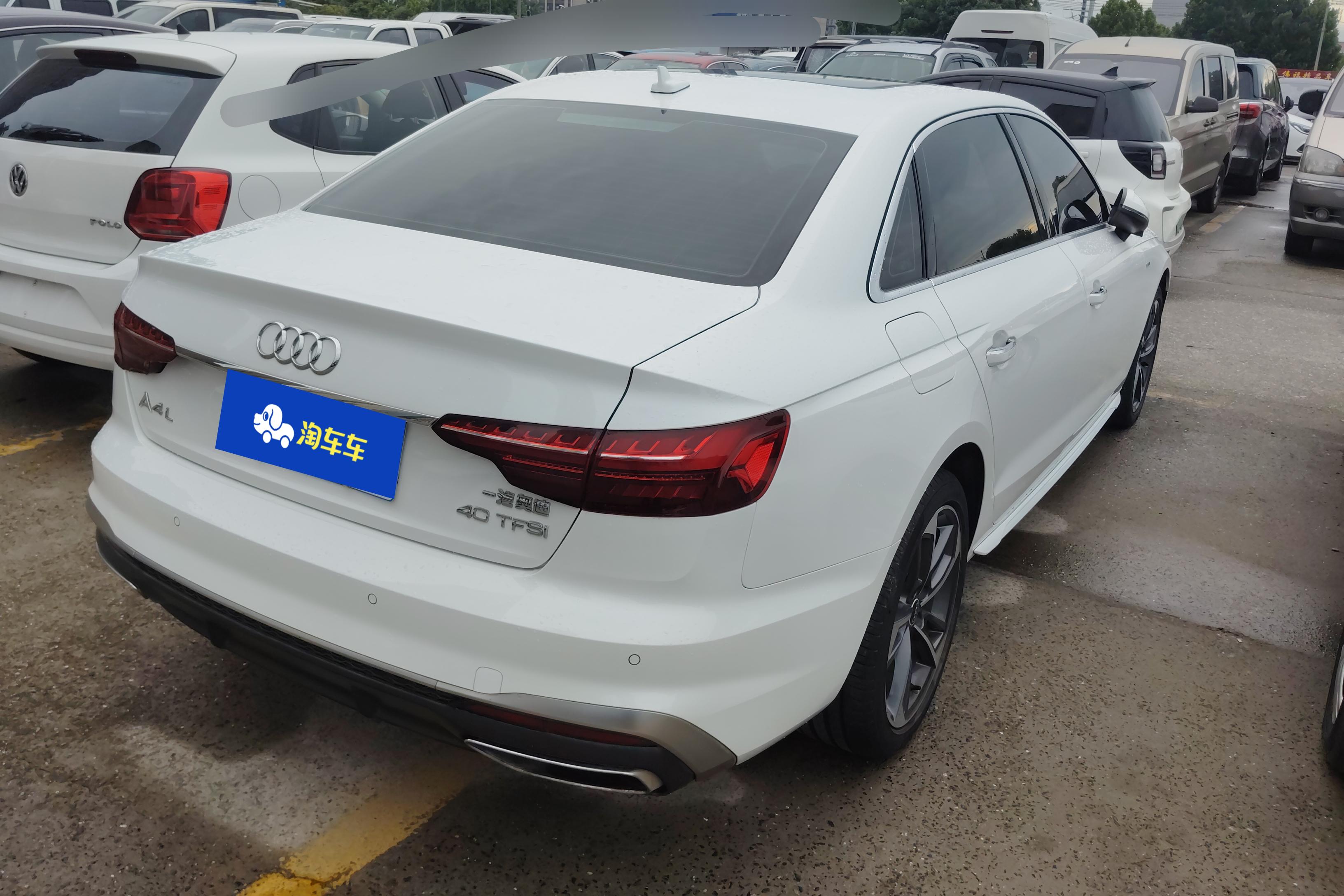 奥迪A4L 40TFSI 2022款 2.0T 自动 前驱 时尚动感型 (国Ⅵ) 