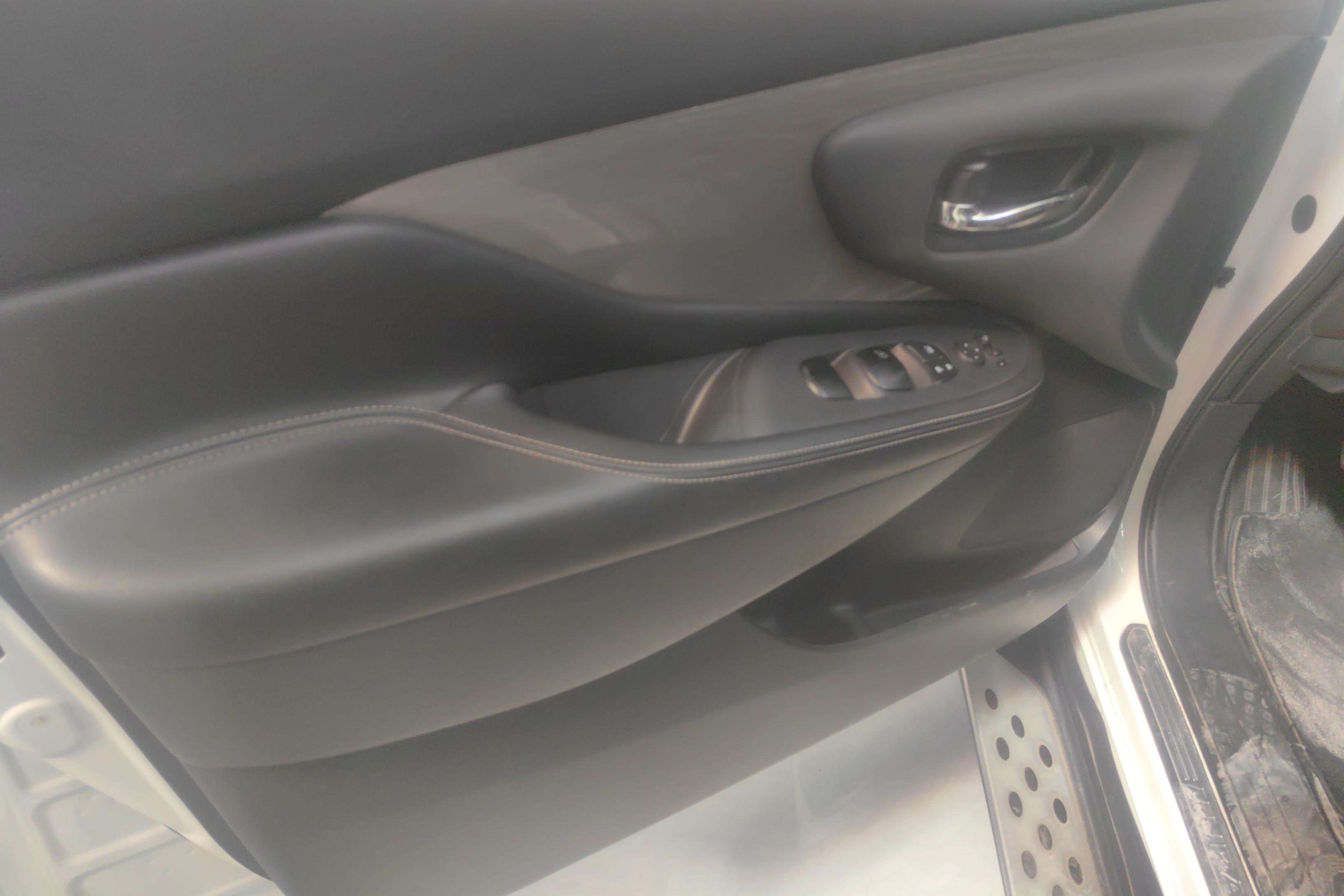日产楼兰 2019款 2.5L 自动 前驱 XE精英版 (国Ⅴ) 